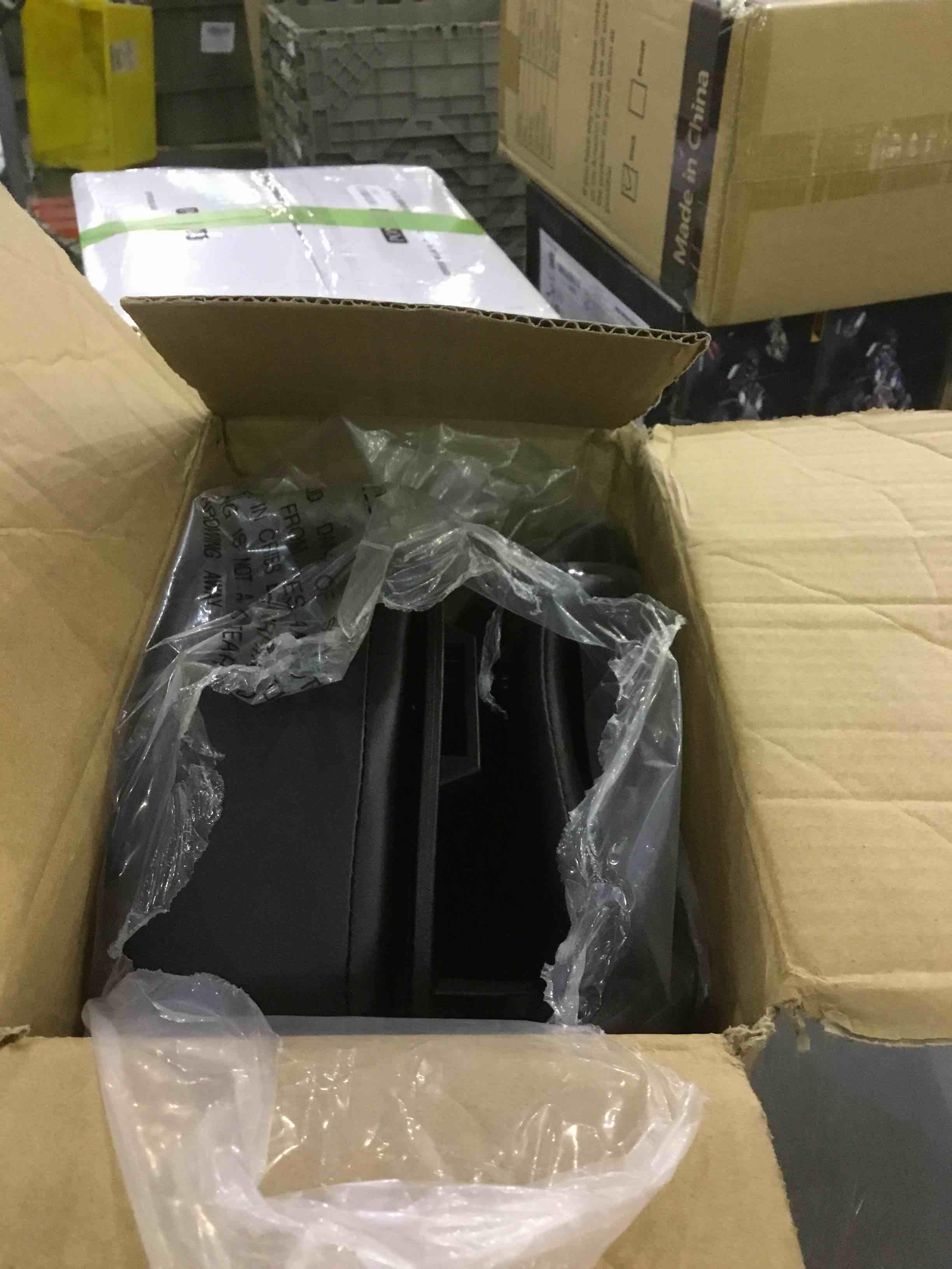 https://s3.amazonaws.com/lotting-images-prod/BargainHunt/EXS01047223_1707484183874.jpeg
