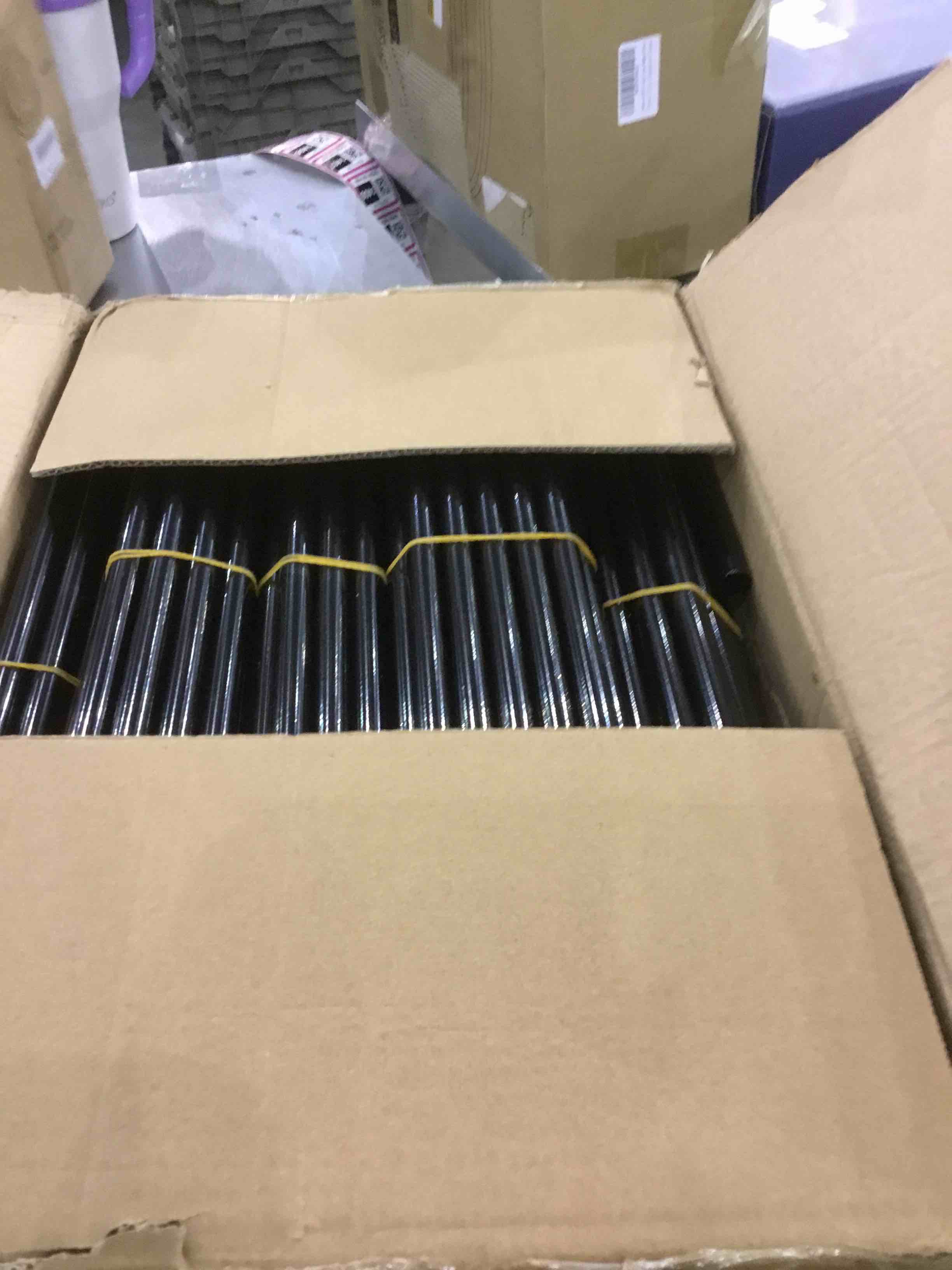 https://s3.amazonaws.com/lotting-images-prod/BargainHunt/EXS01047253_1707489216544.jpeg