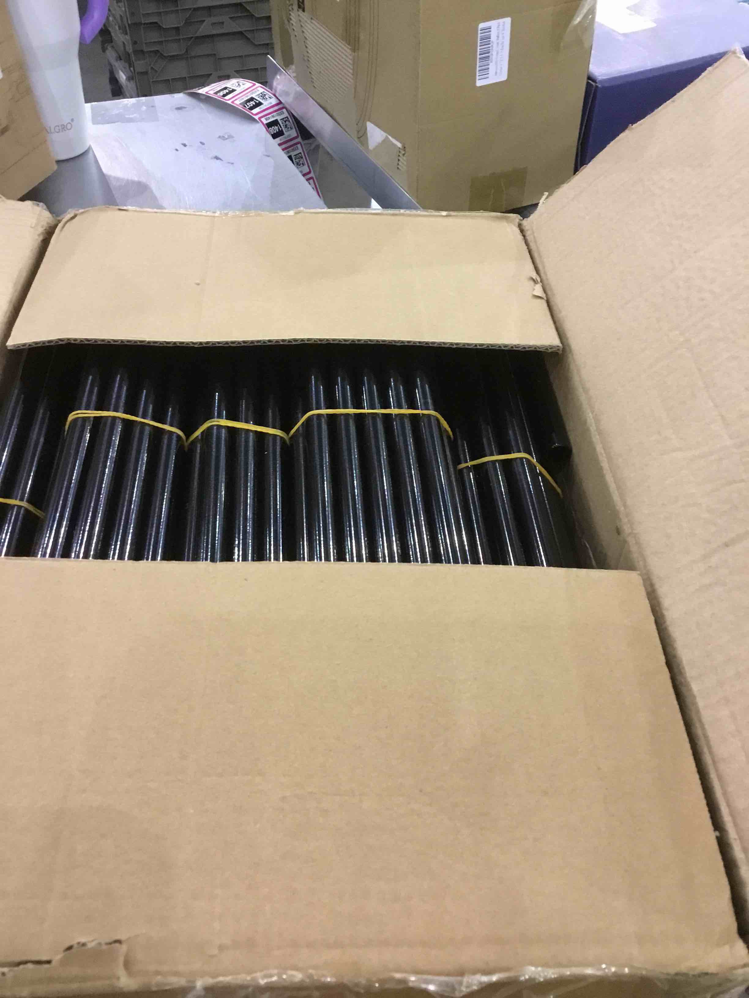 https://s3.amazonaws.com/lotting-images-prod/BargainHunt/EXS01047253_1707489217575.jpeg