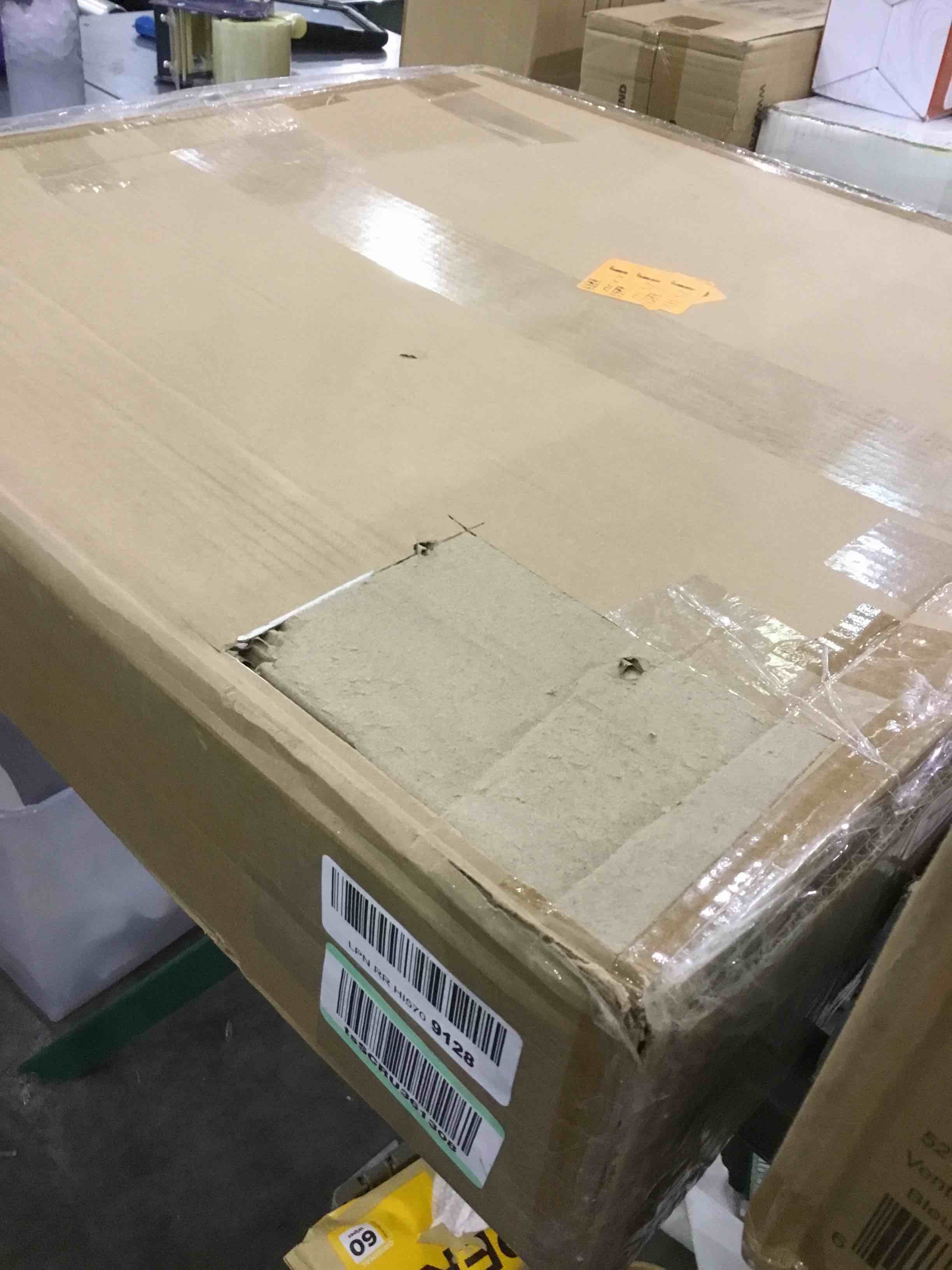 https://s3.amazonaws.com/lotting-images-prod/BargainHunt/EXS01047269_1707490992229.jpeg