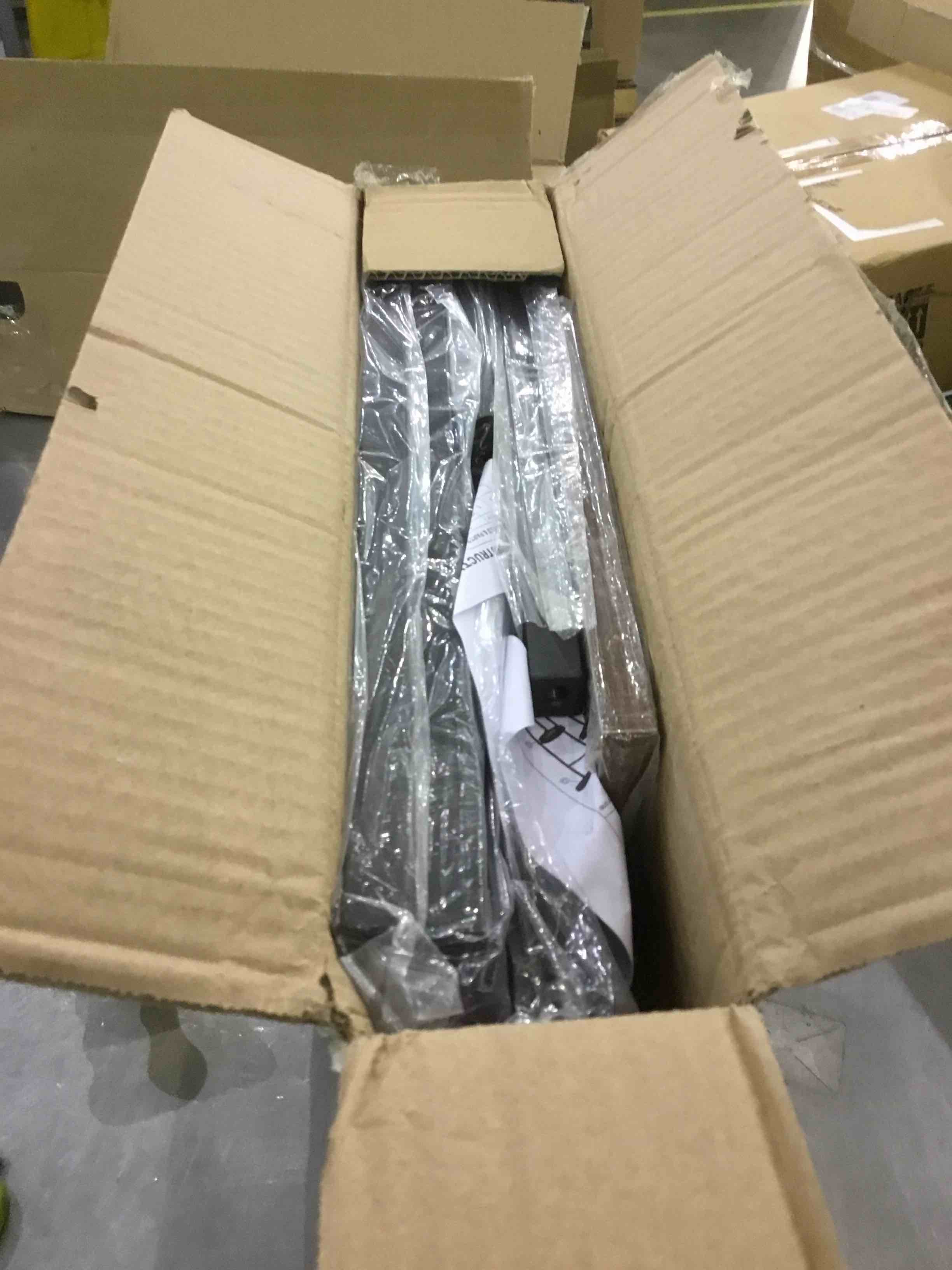 https://s3.amazonaws.com/lotting-images-prod/BargainHunt/EXS01047354_1707508058790.jpeg