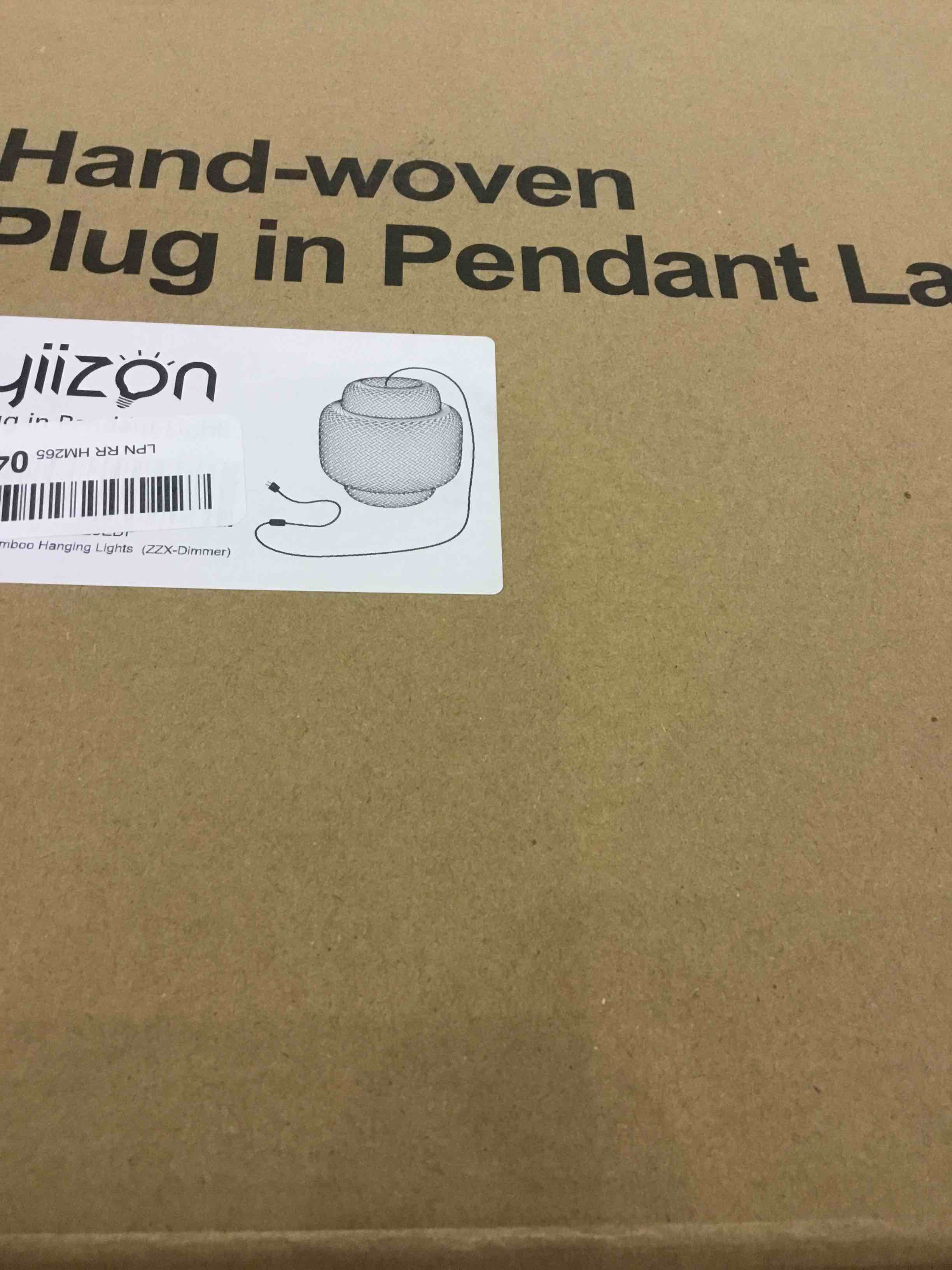 https://s3.amazonaws.com/lotting-images-prod/BargainHunt/EXS01047490_1707766016301.jpeg