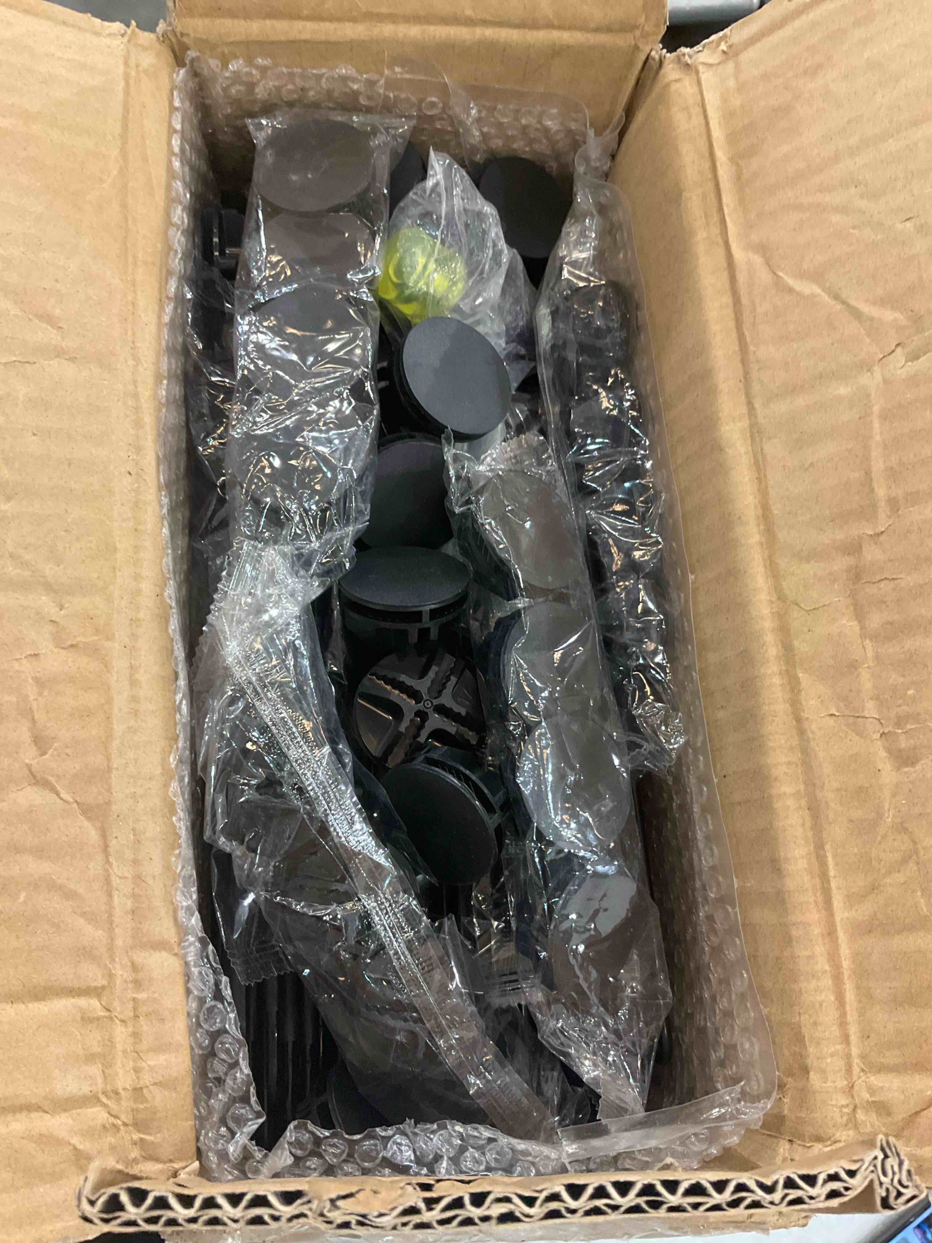 https://s3.amazonaws.com/lotting-images-prod/BargainHunt/EXS01047756_1707933674988.jpeg