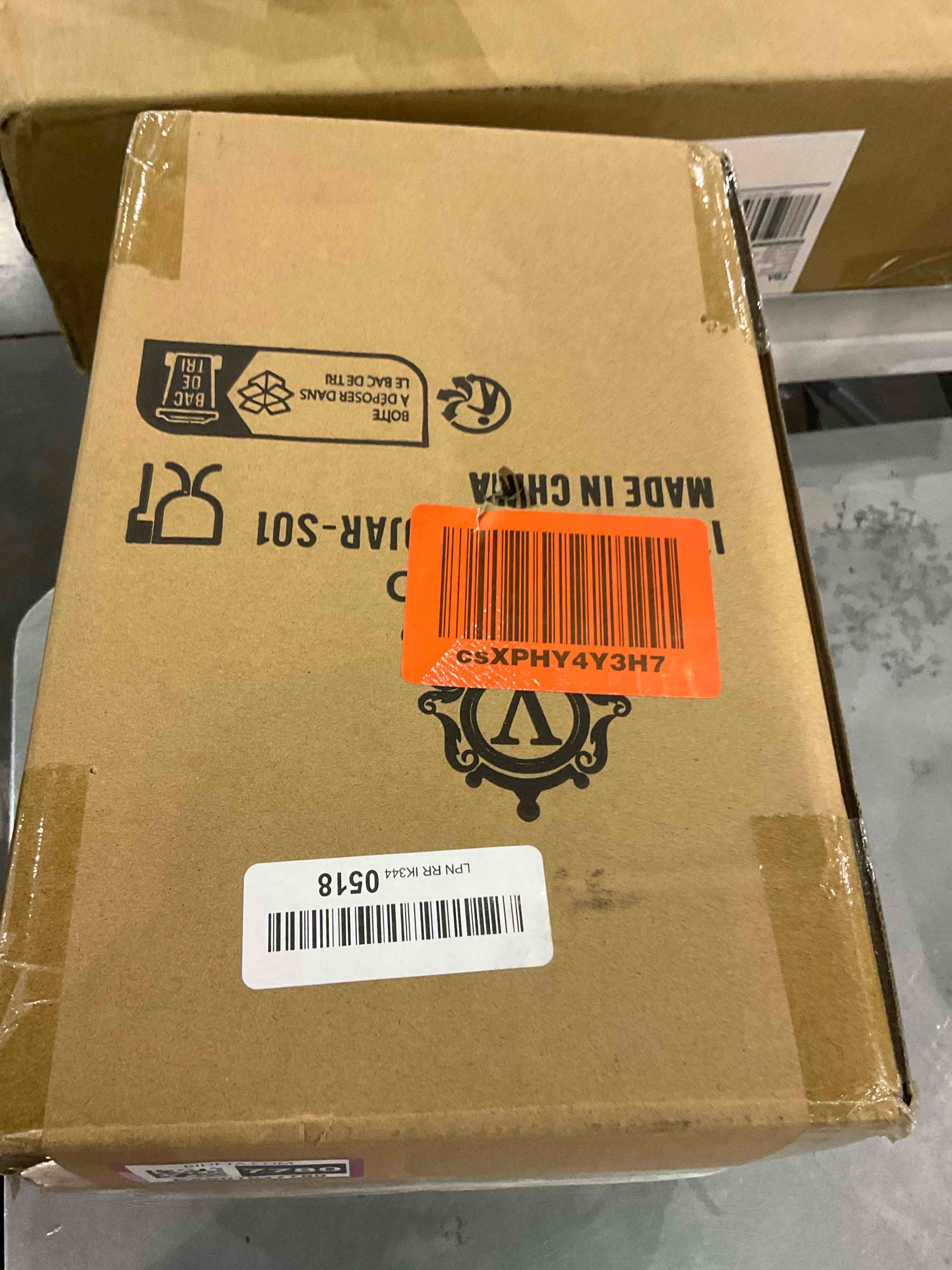 https://s3.amazonaws.com/lotting-images-prod/BargainHunt/EXS01047780_1708000284733.jpeg