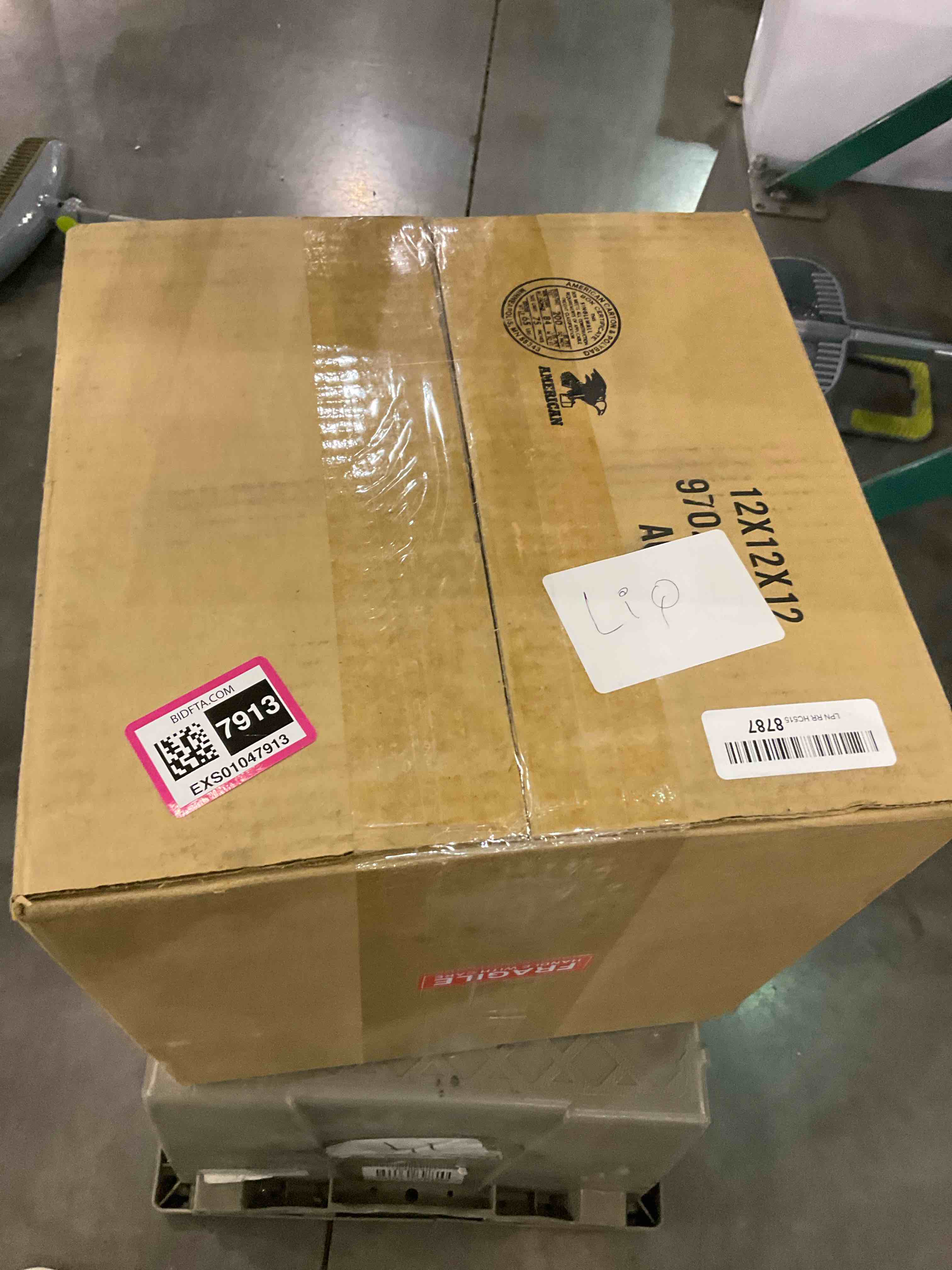 https://s3.amazonaws.com/lotting-images-prod/BargainHunt/EXS01047913_1708091472288.jpeg