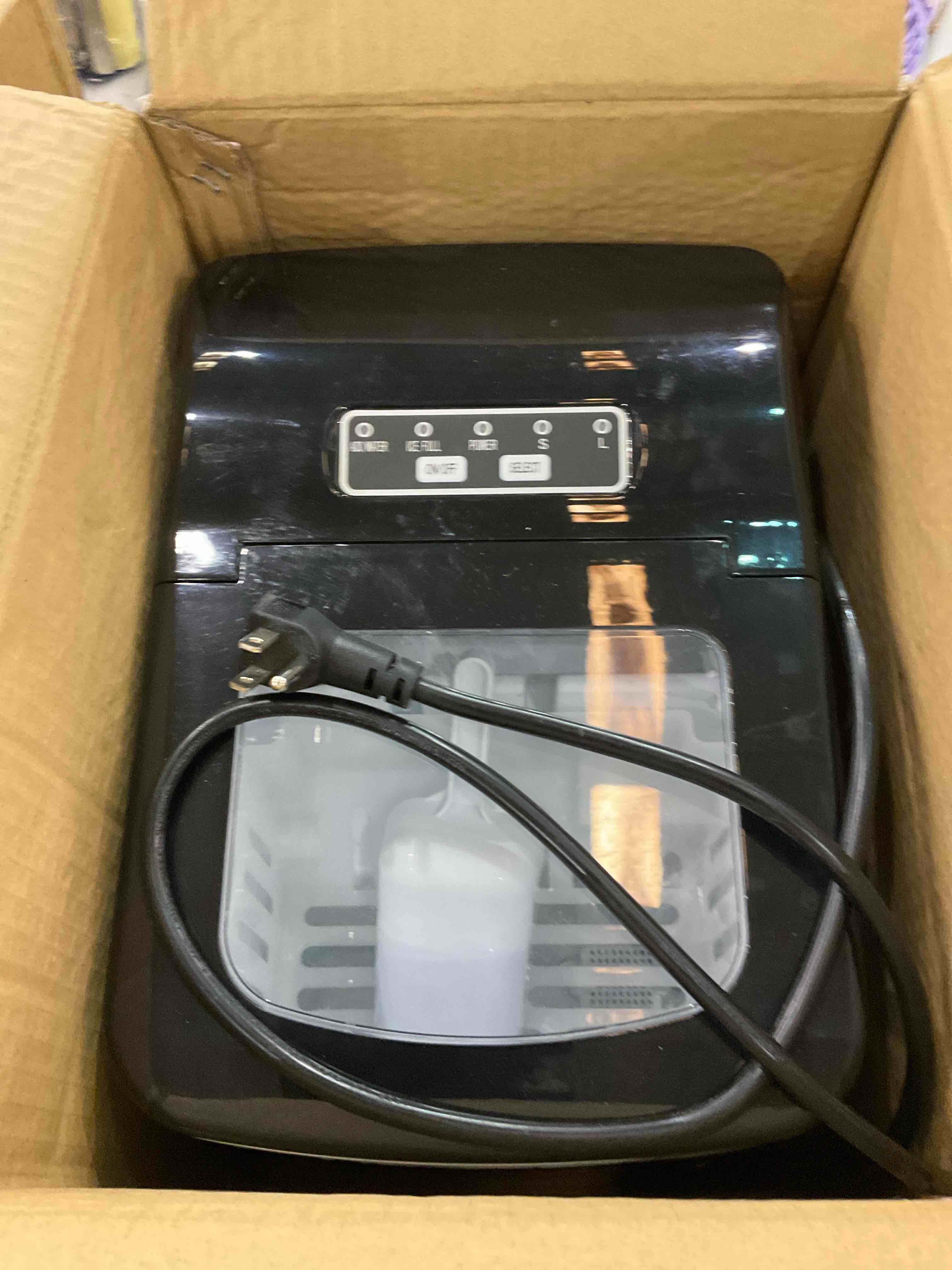 https://s3.amazonaws.com/lotting-images-prod/BargainHunt/EXS01047949_1708100592418.jpeg