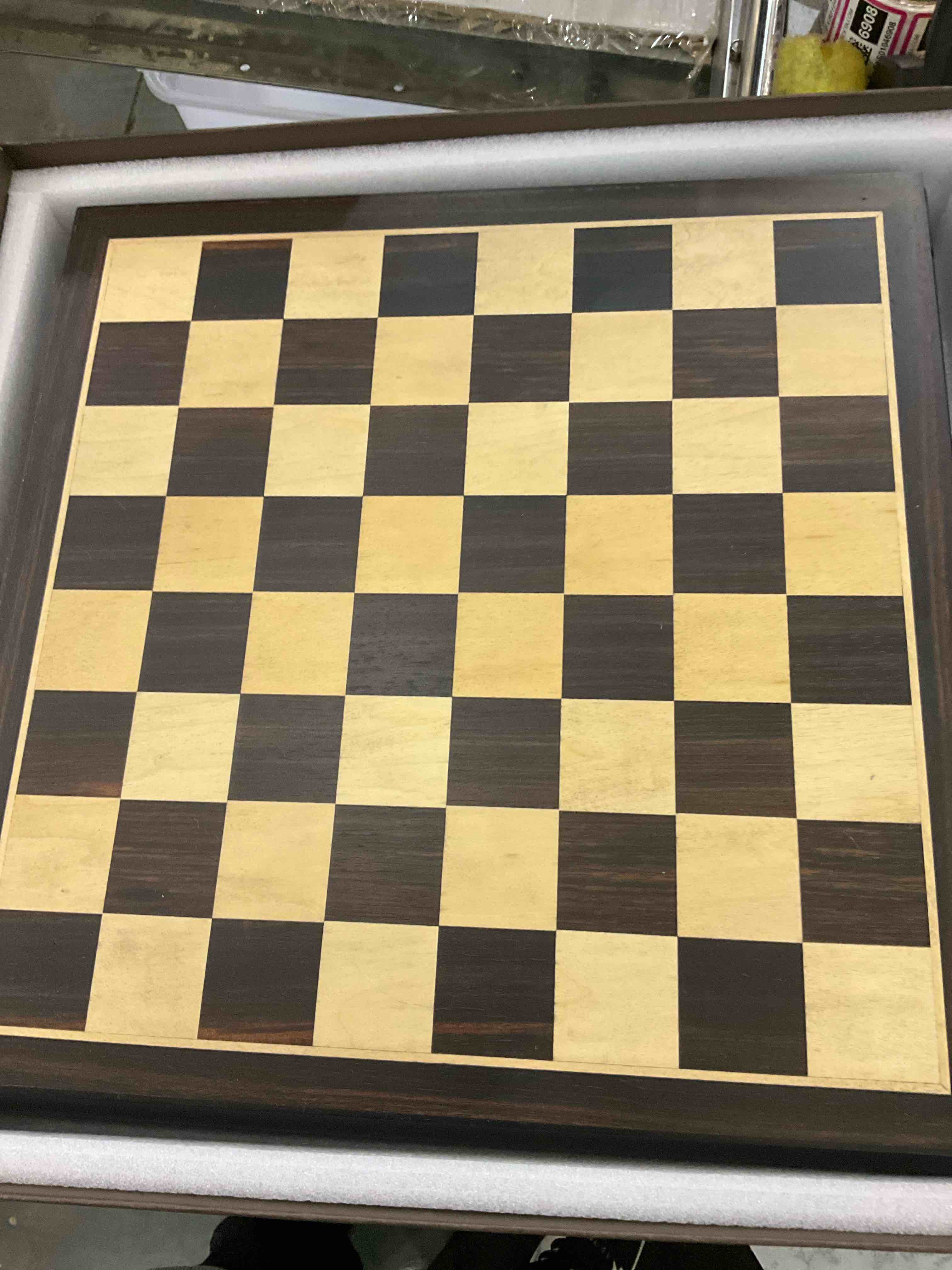 https://s3.amazonaws.com/lotting-images-prod/BargainHunt/EXS01047972_1708107496499.jpeg