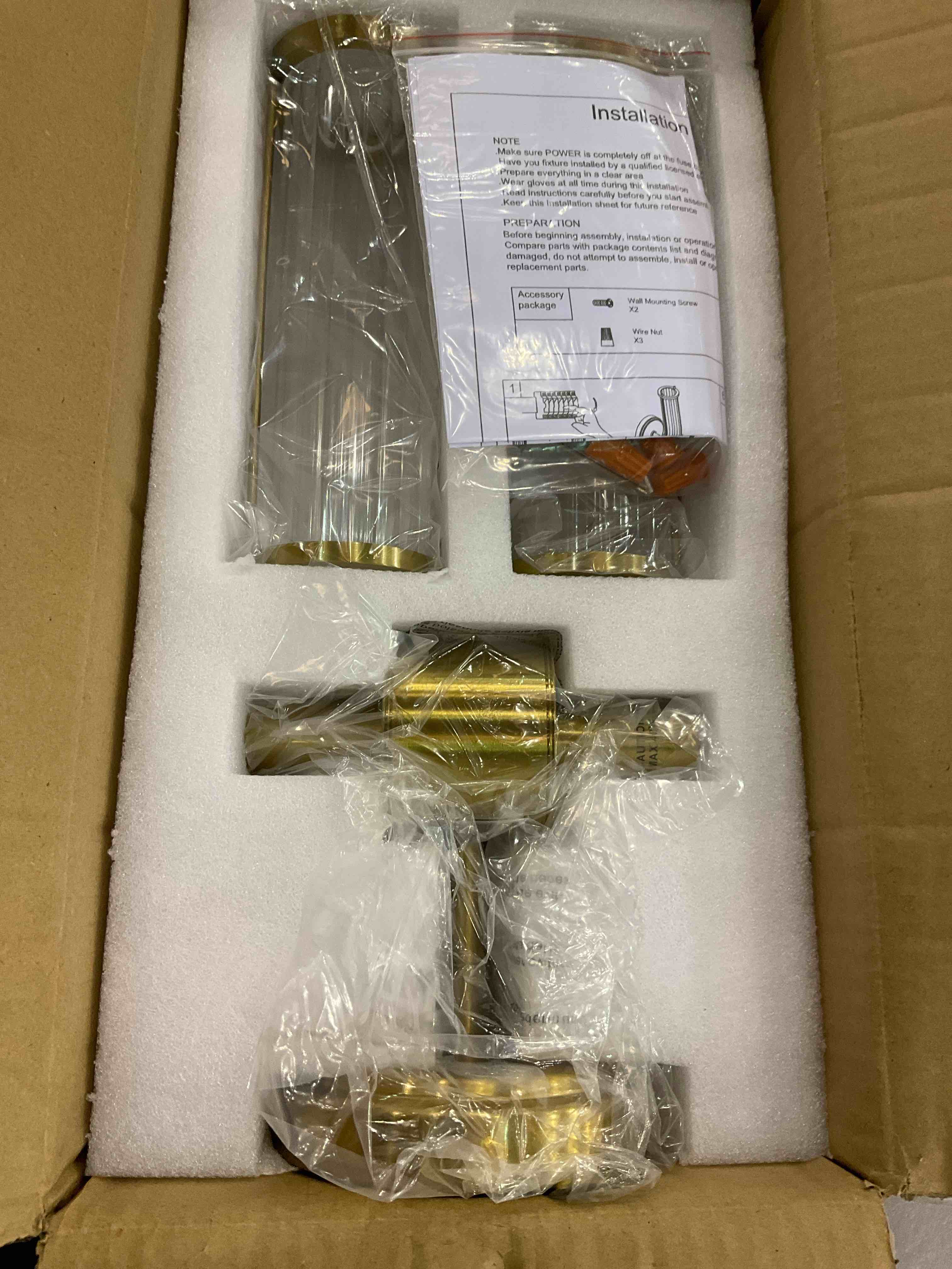 https://s3.amazonaws.com/lotting-images-prod/BargainHunt/EXS01047994_1708110941774.jpeg