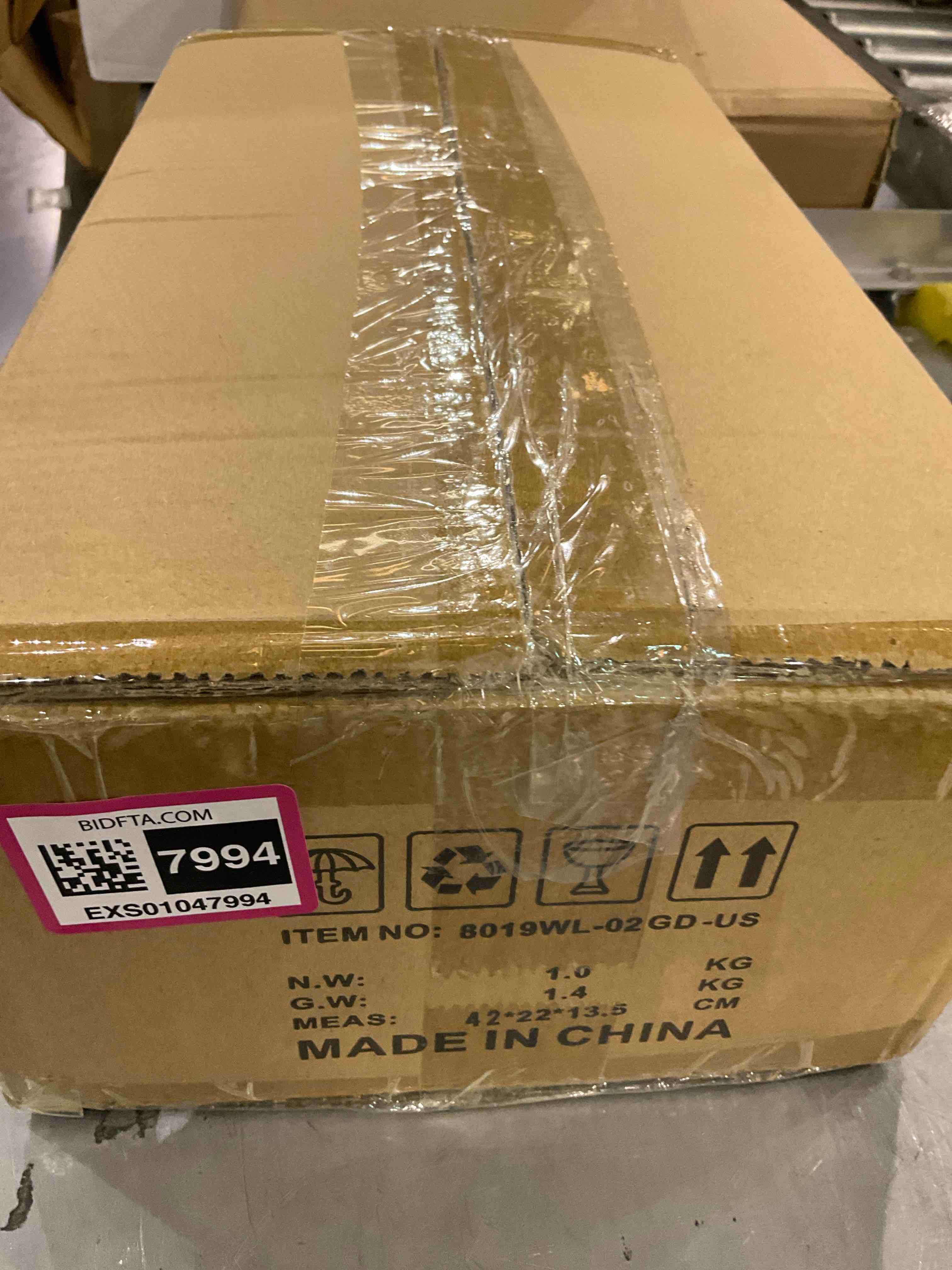 https://s3.amazonaws.com/lotting-images-prod/BargainHunt/EXS01047994_1708110958941.jpeg
