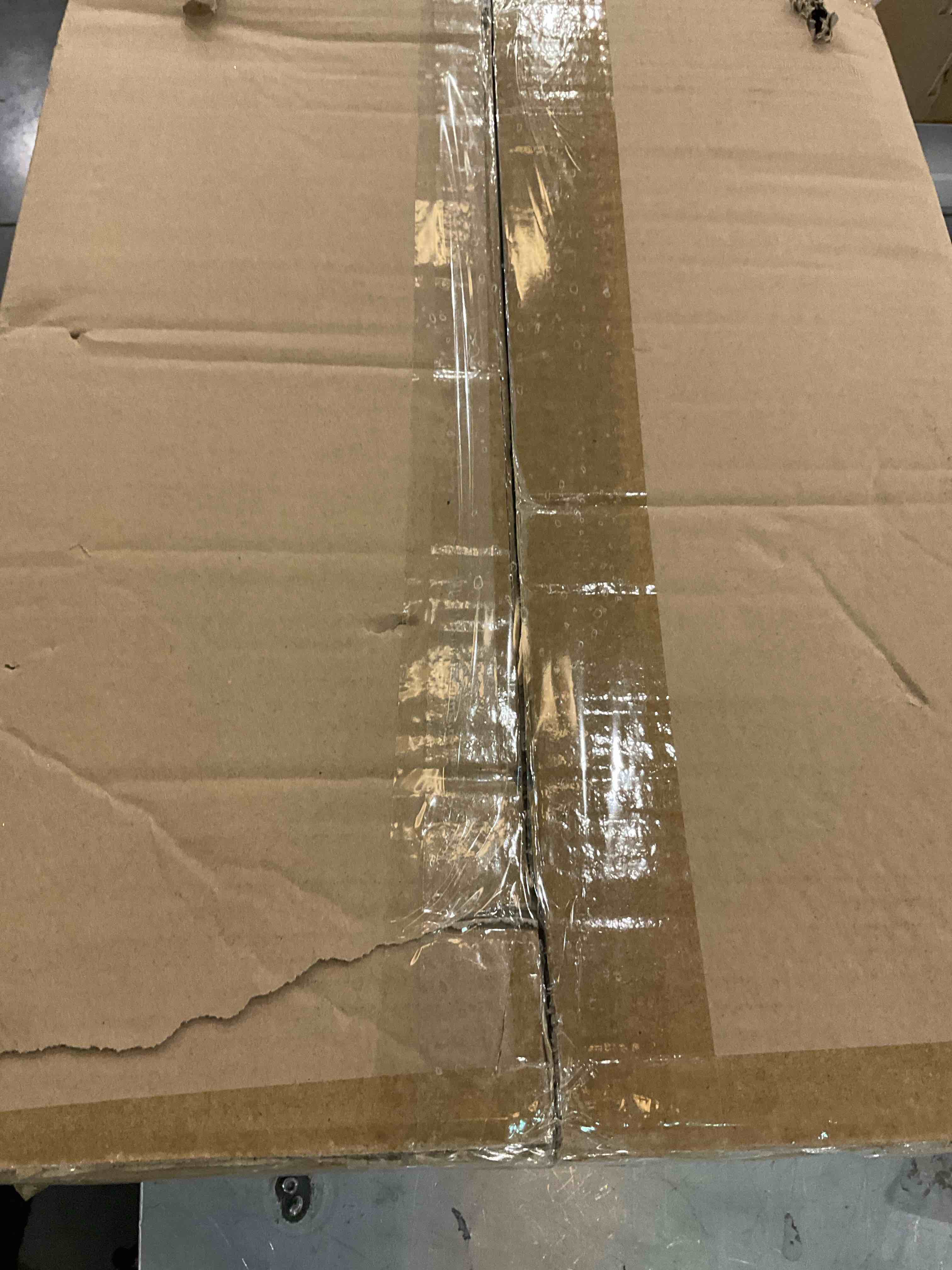 https://s3.amazonaws.com/lotting-images-prod/BargainHunt/EXS01047999_1708111629036.jpeg