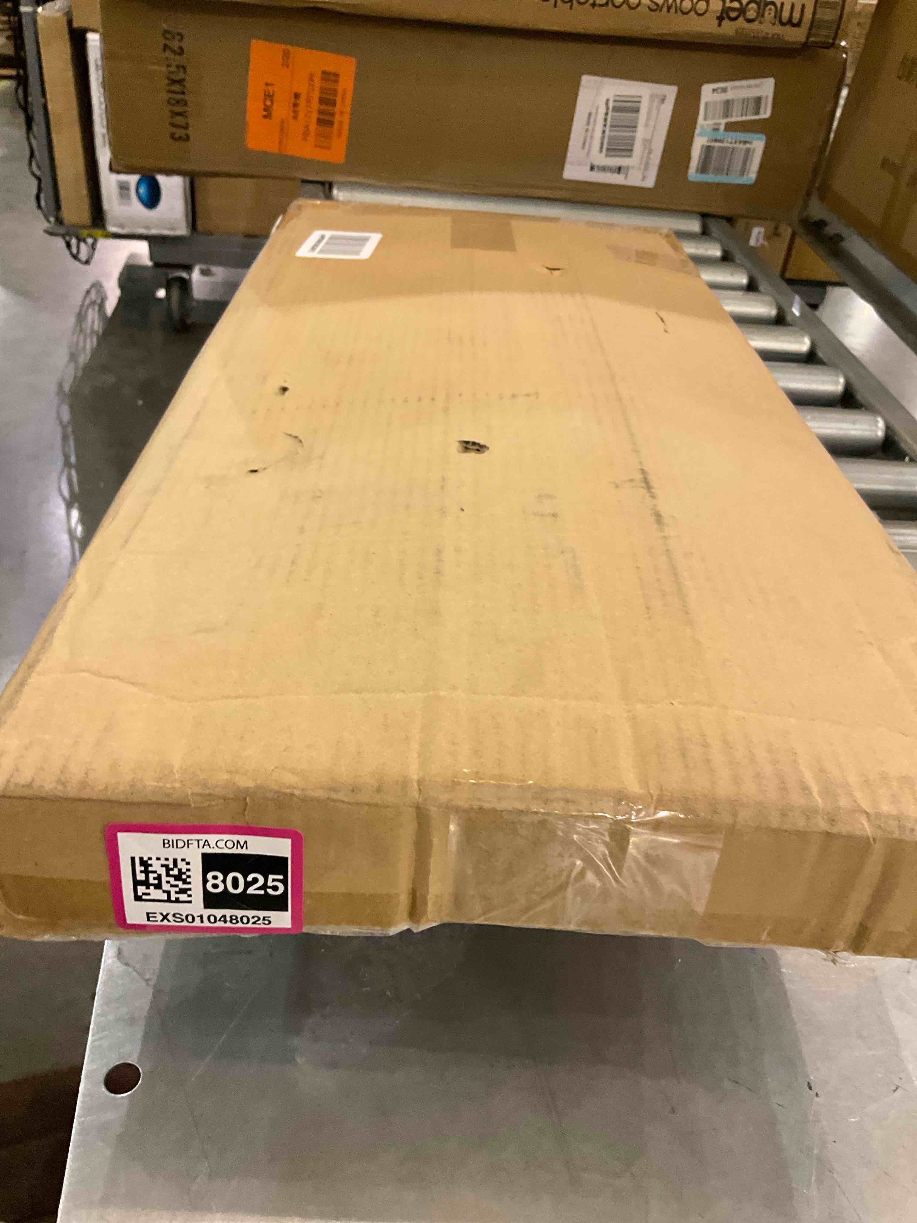 https://s3.amazonaws.com/lotting-images-prod/BargainHunt/EXS01048025_1708702550528.jpeg