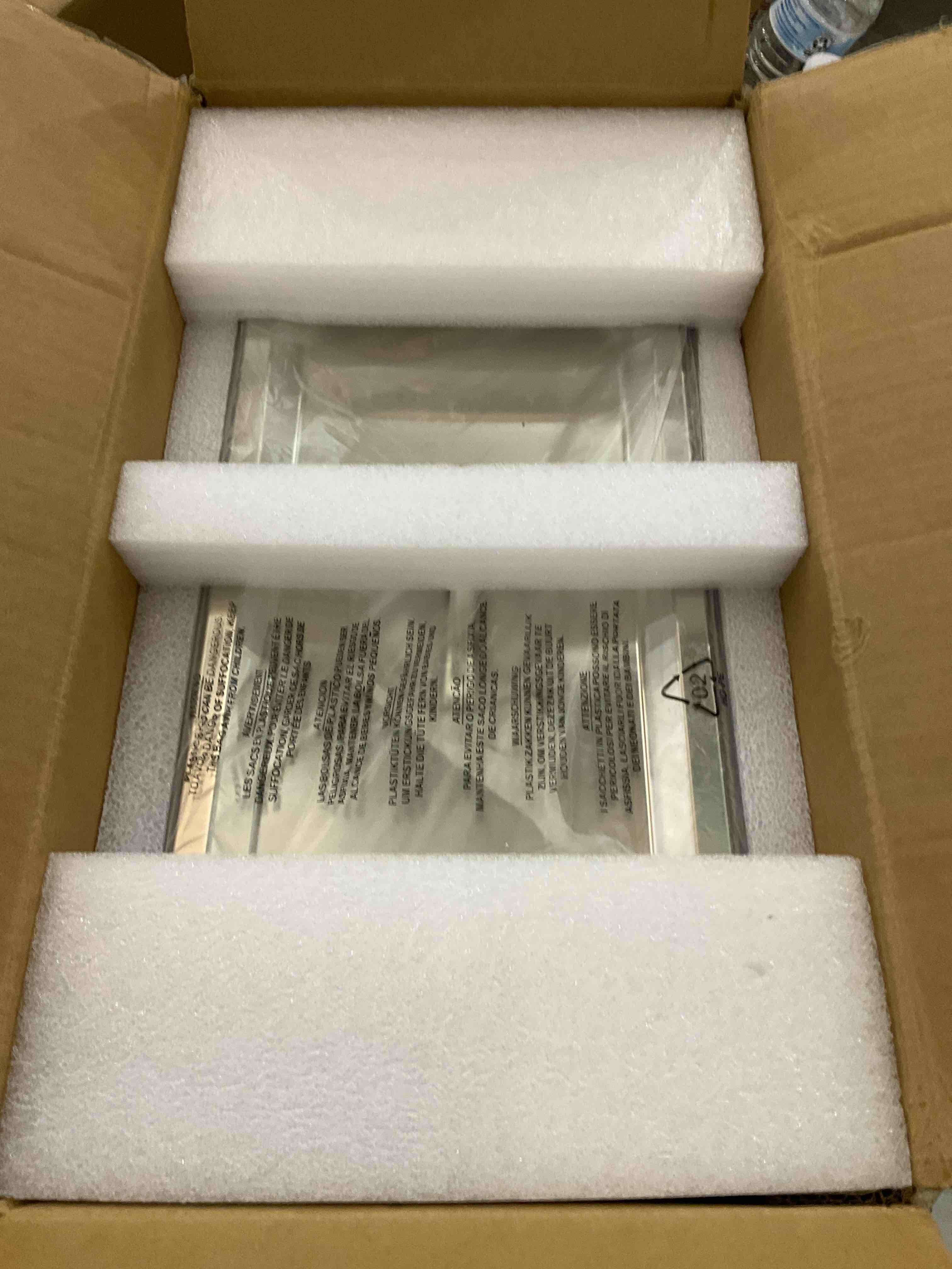 https://s3.amazonaws.com/lotting-images-prod/BargainHunt/EXS01048038_1708704714206.jpeg