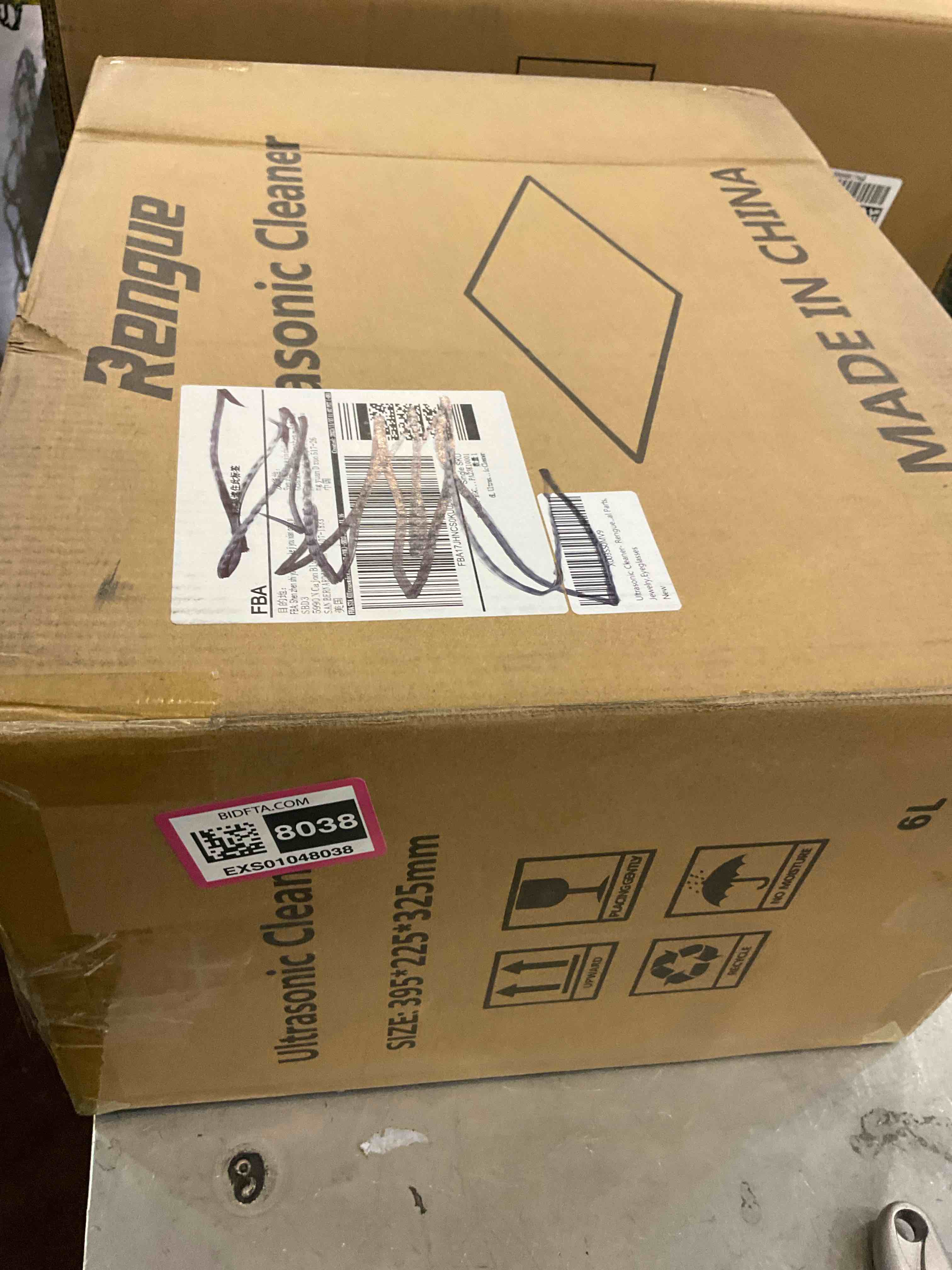 https://s3.amazonaws.com/lotting-images-prod/BargainHunt/EXS01048038_1708704733719.jpeg