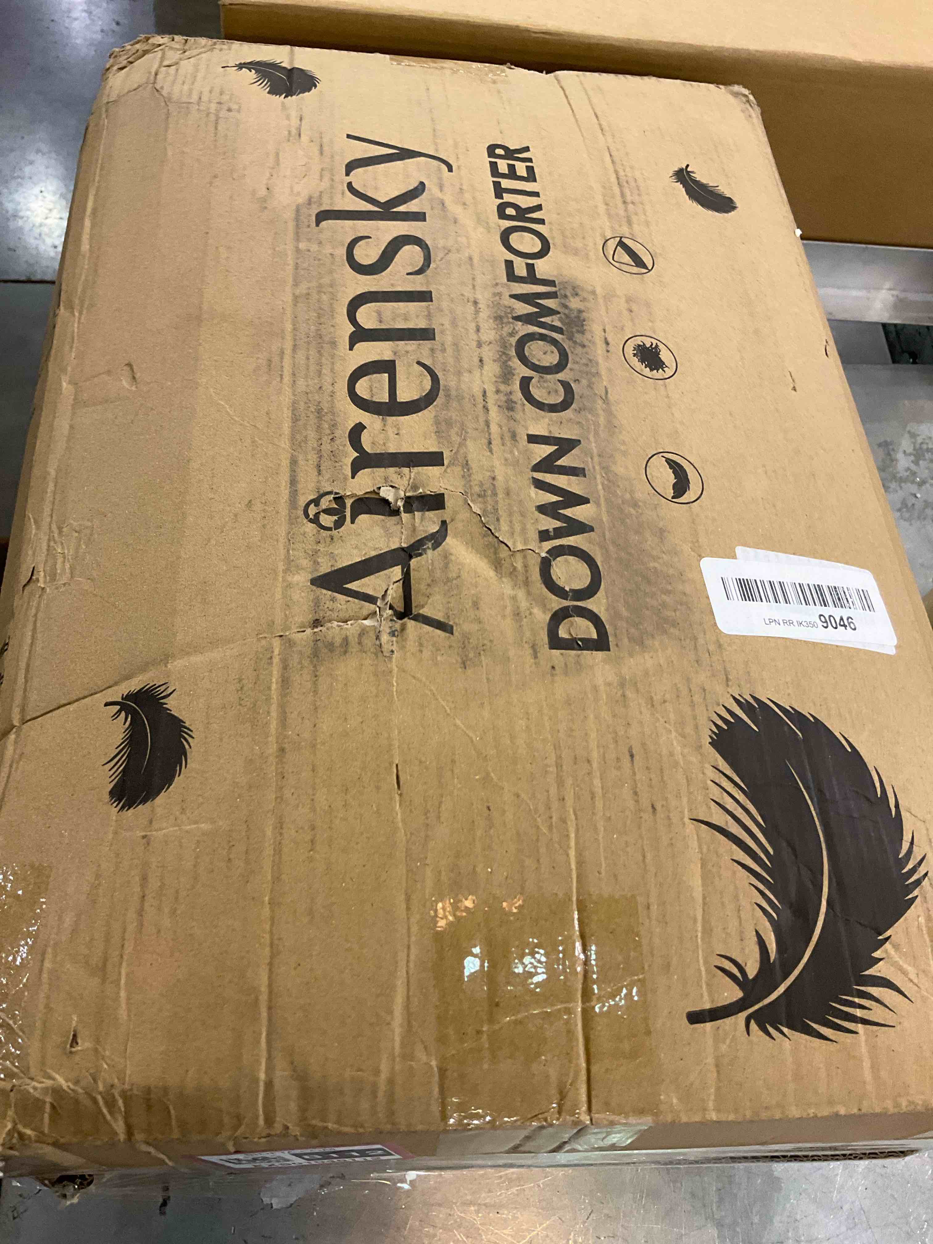 https://s3.amazonaws.com/lotting-images-prod/BargainHunt/EXS01048112_1708713980380.jpeg