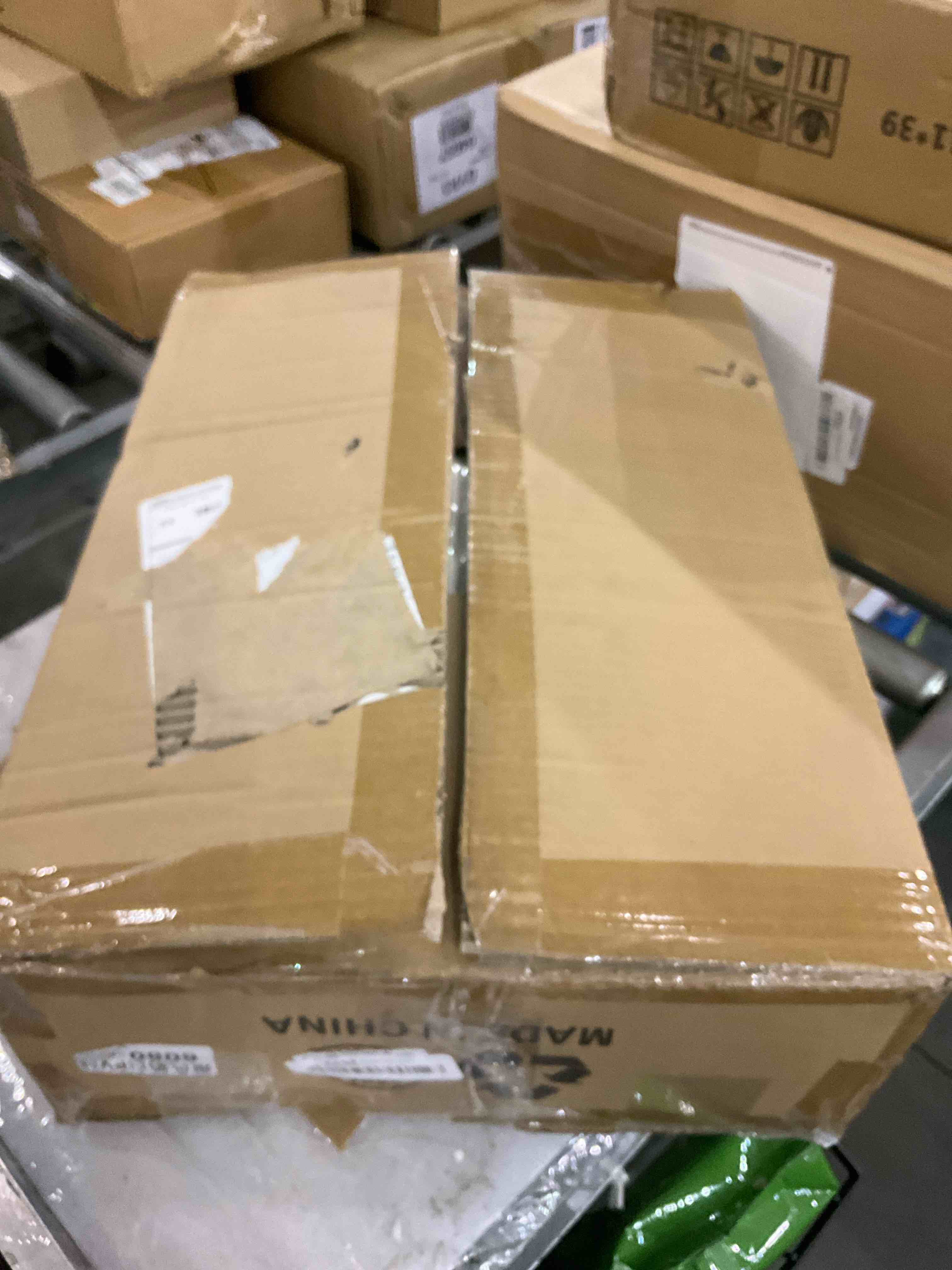 https://s3.amazonaws.com/lotting-images-prod/BargainHunt/EXS01048332_1709642958163.jpeg