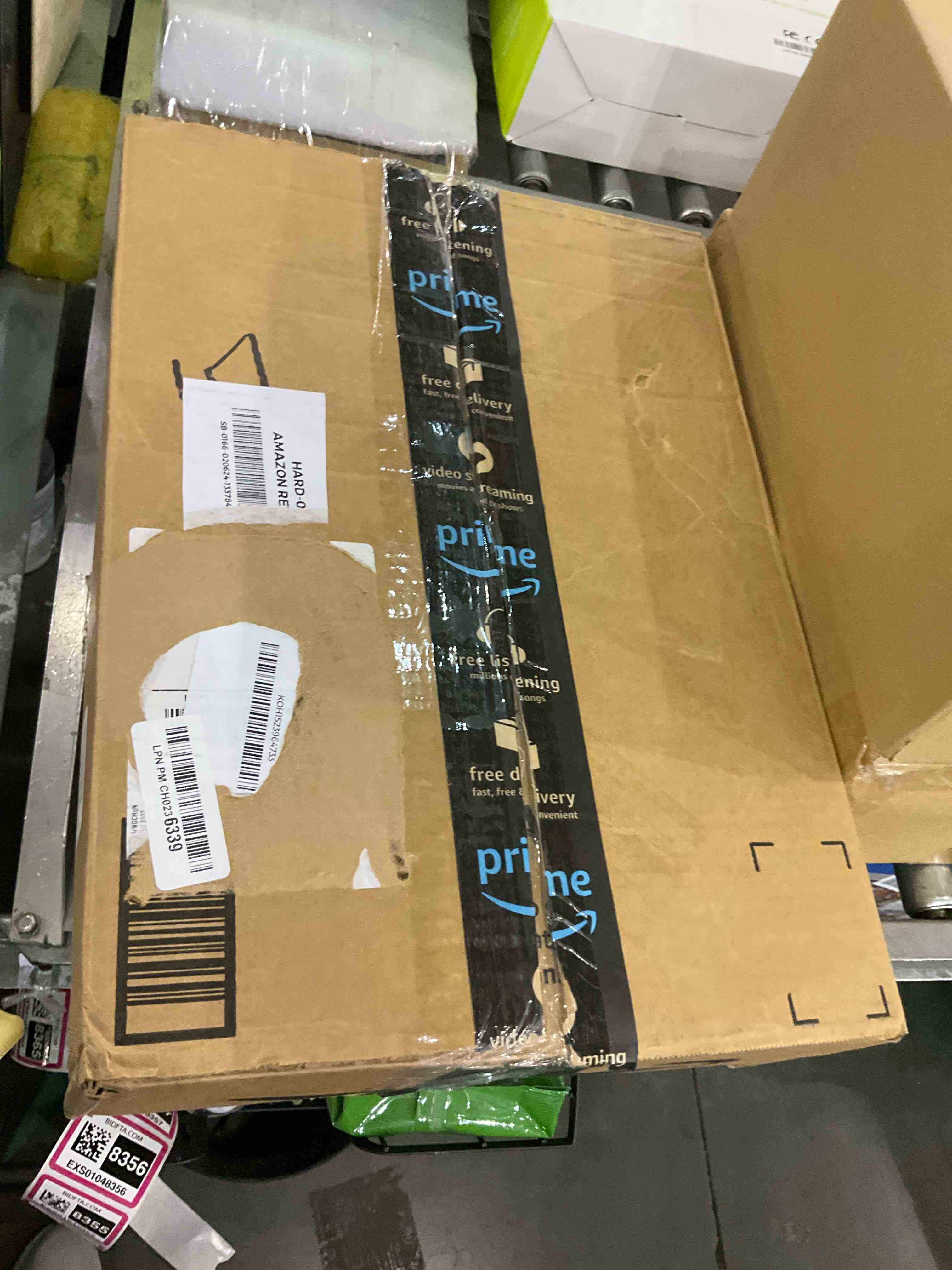 https://s3.amazonaws.com/lotting-images-prod/BargainHunt/EXS01048344_1709645884082.jpeg