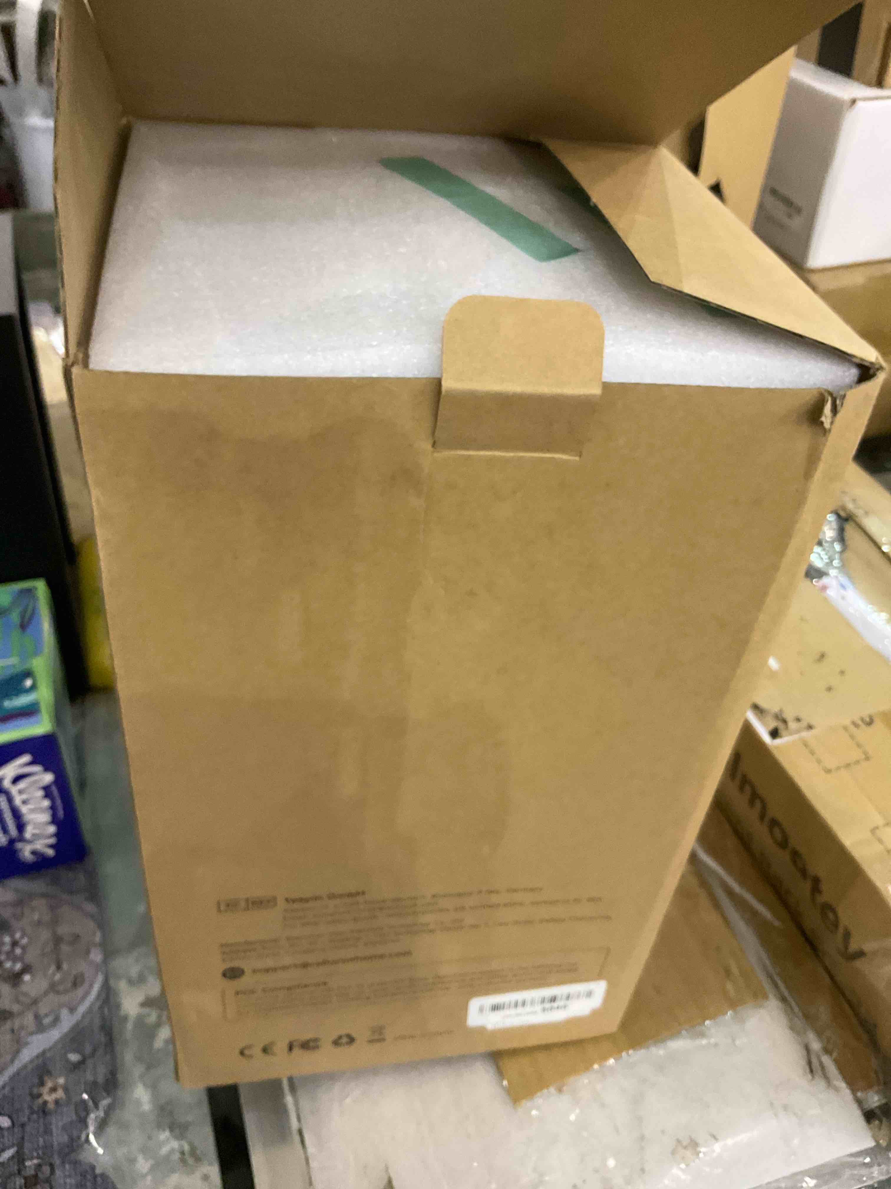https://s3.amazonaws.com/lotting-images-prod/BargainHunt/EXS01048437_1709667601194.jpeg