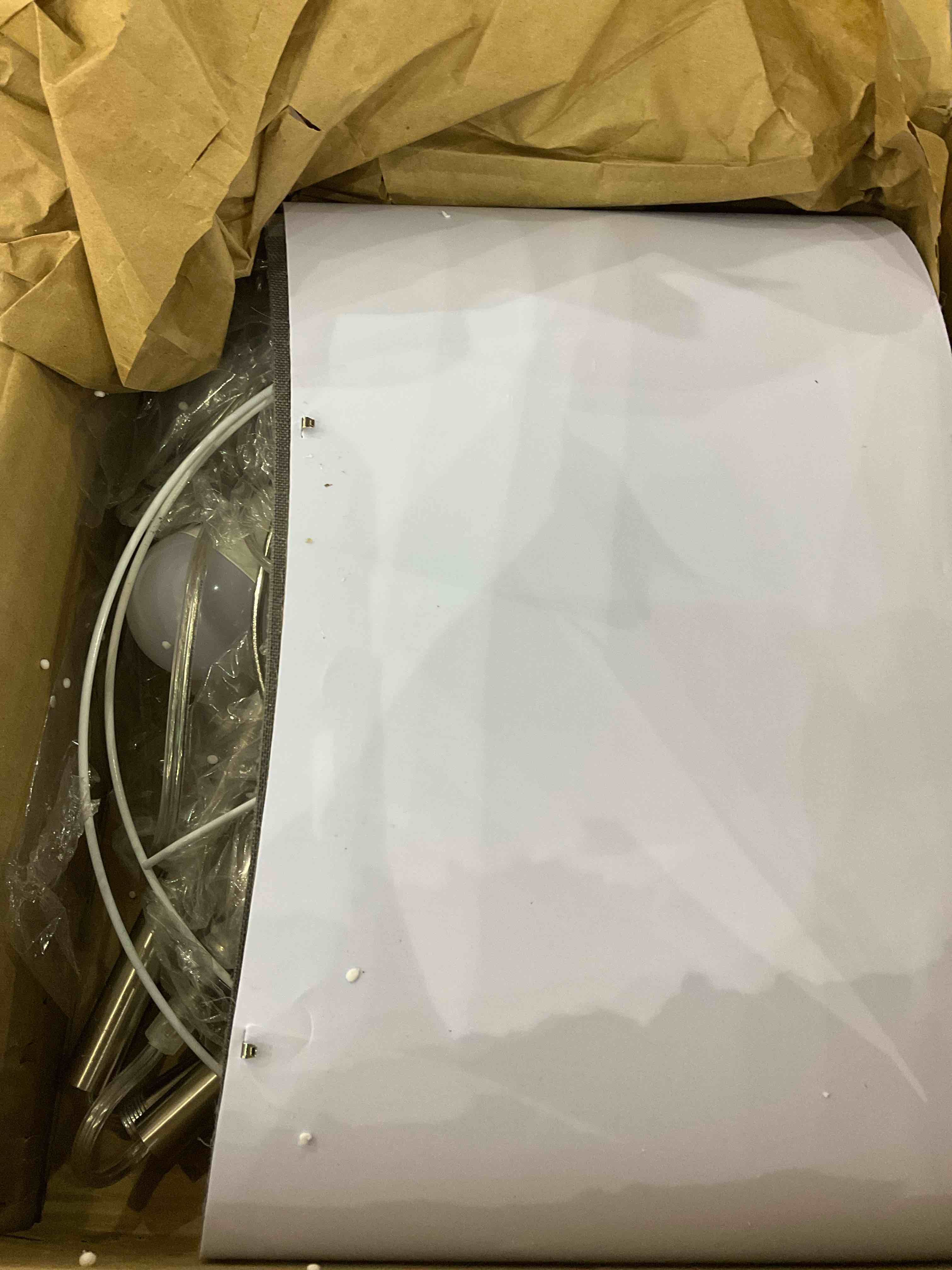 https://s3.amazonaws.com/lotting-images-prod/BargainHunt/EXS01049054_1708000209999.jpeg
