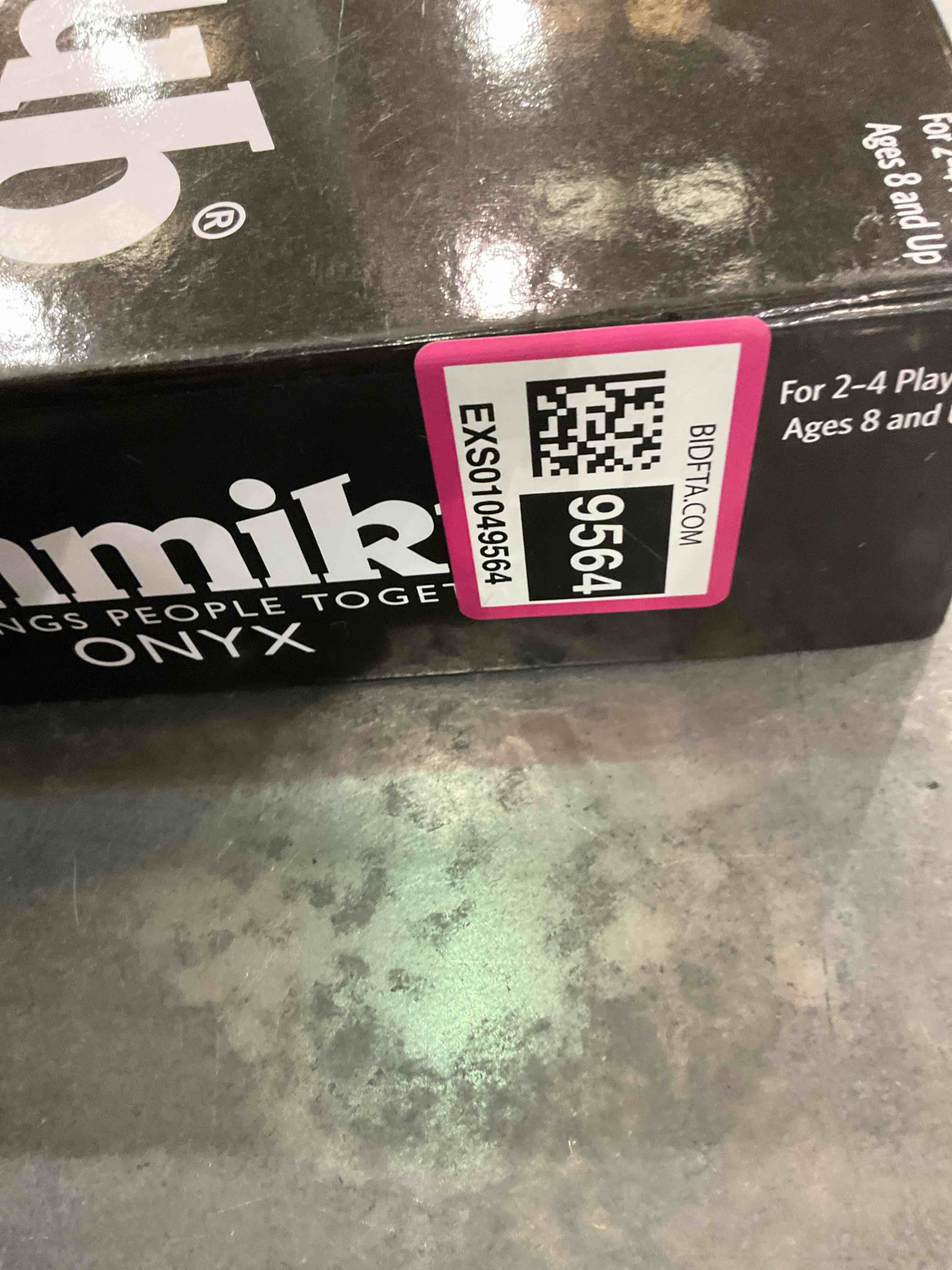 https://s3.amazonaws.com/lotting-images-prod/BargainHunt/EXS01049564_1707409420934.jpeg