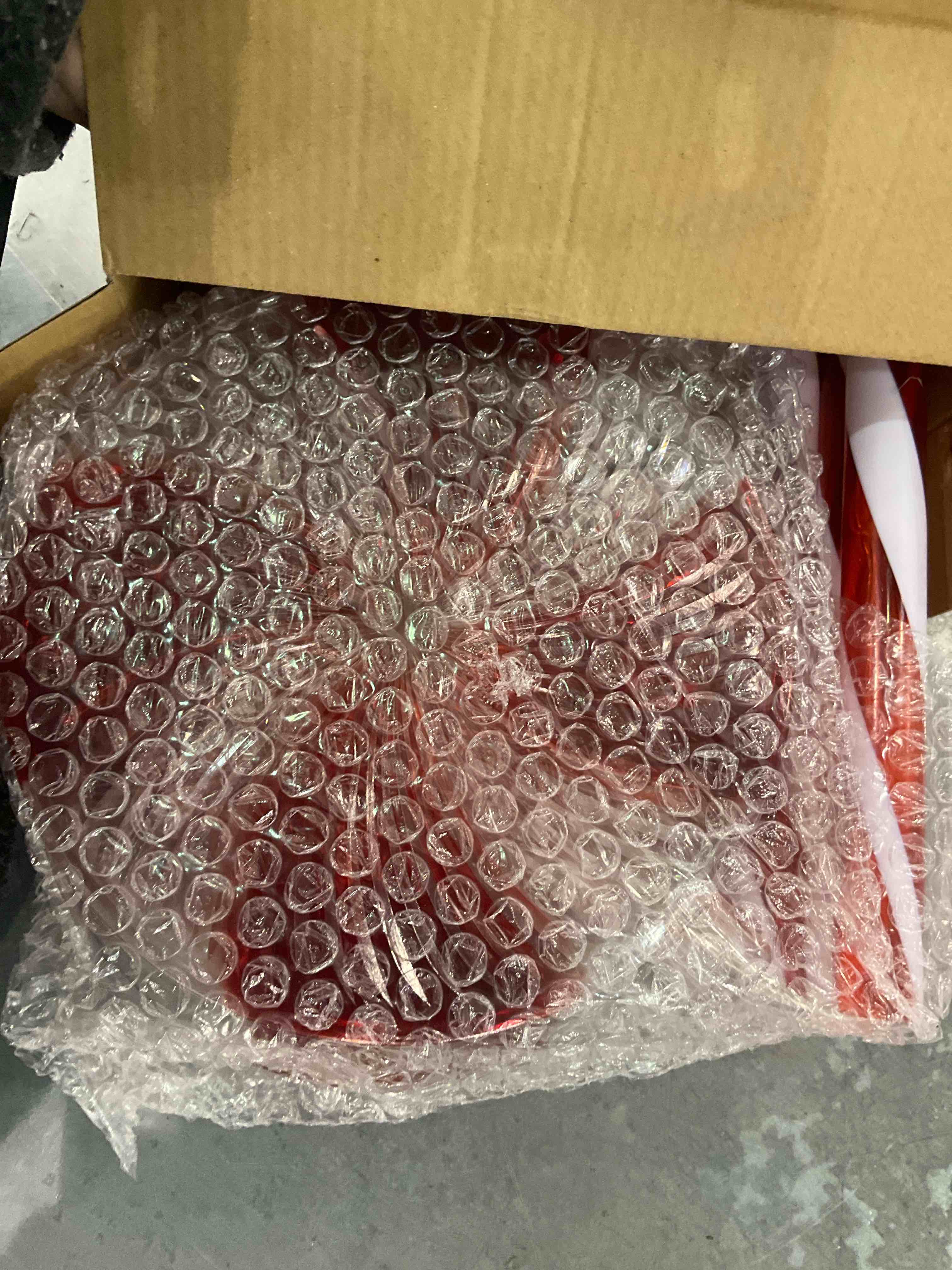 https://s3.amazonaws.com/lotting-images-prod/BargainHunt/EXS01049684_1707488615307.jpeg