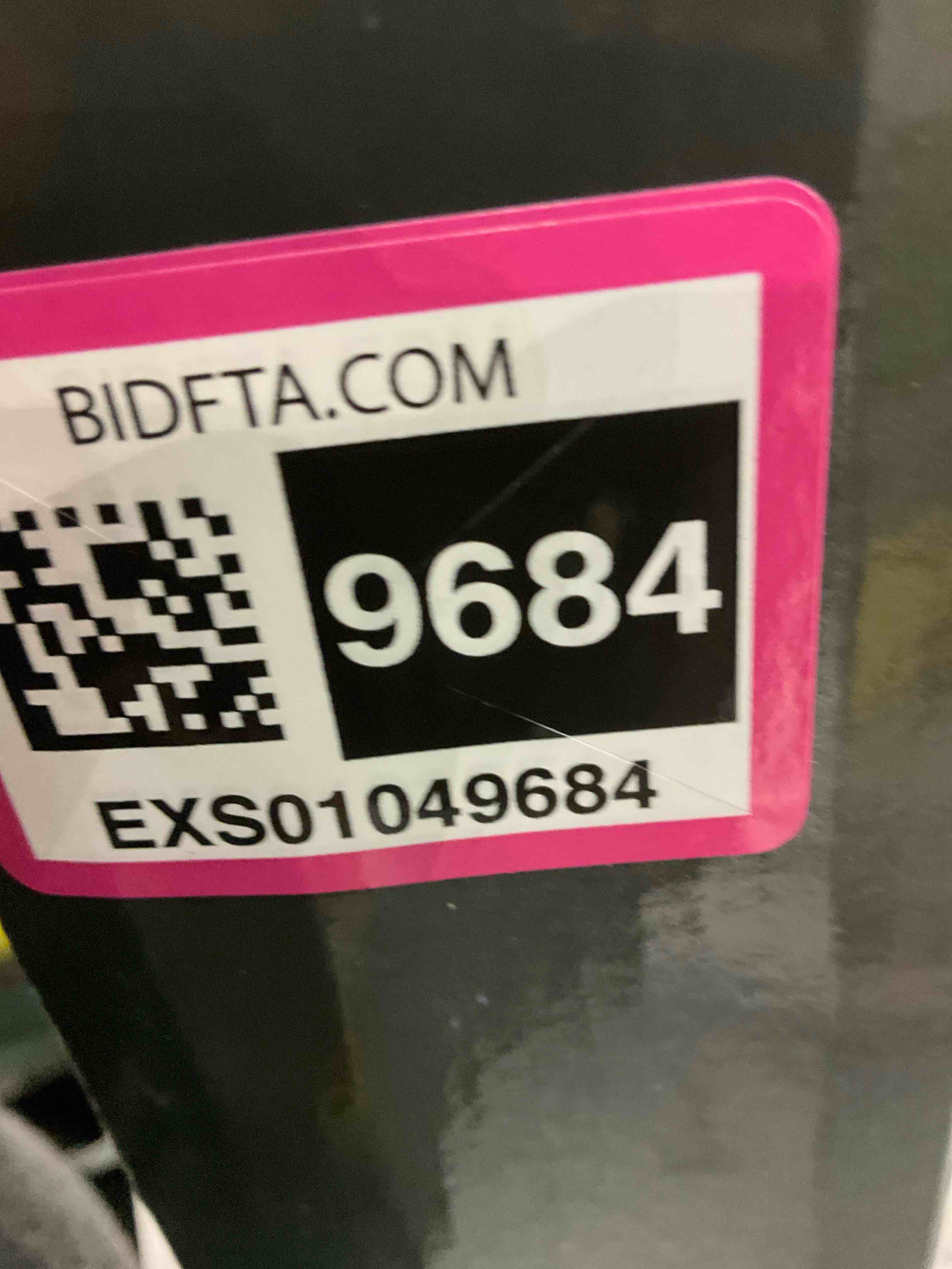 https://s3.amazonaws.com/lotting-images-prod/BargainHunt/EXS01049684_1707488640828.jpeg