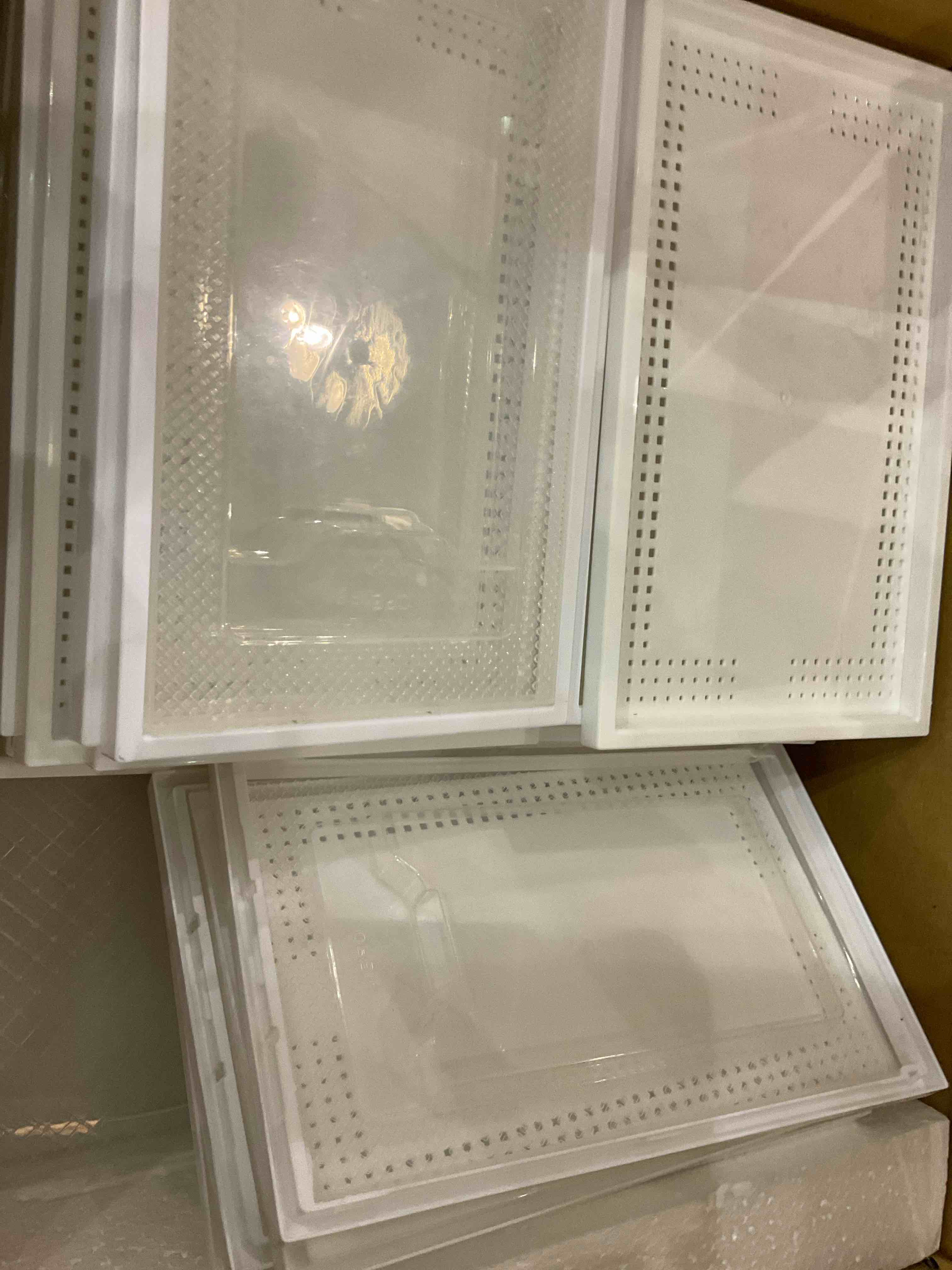 https://s3.amazonaws.com/lotting-images-prod/BargainHunt/EXS01049734_1707503818609.jpeg
