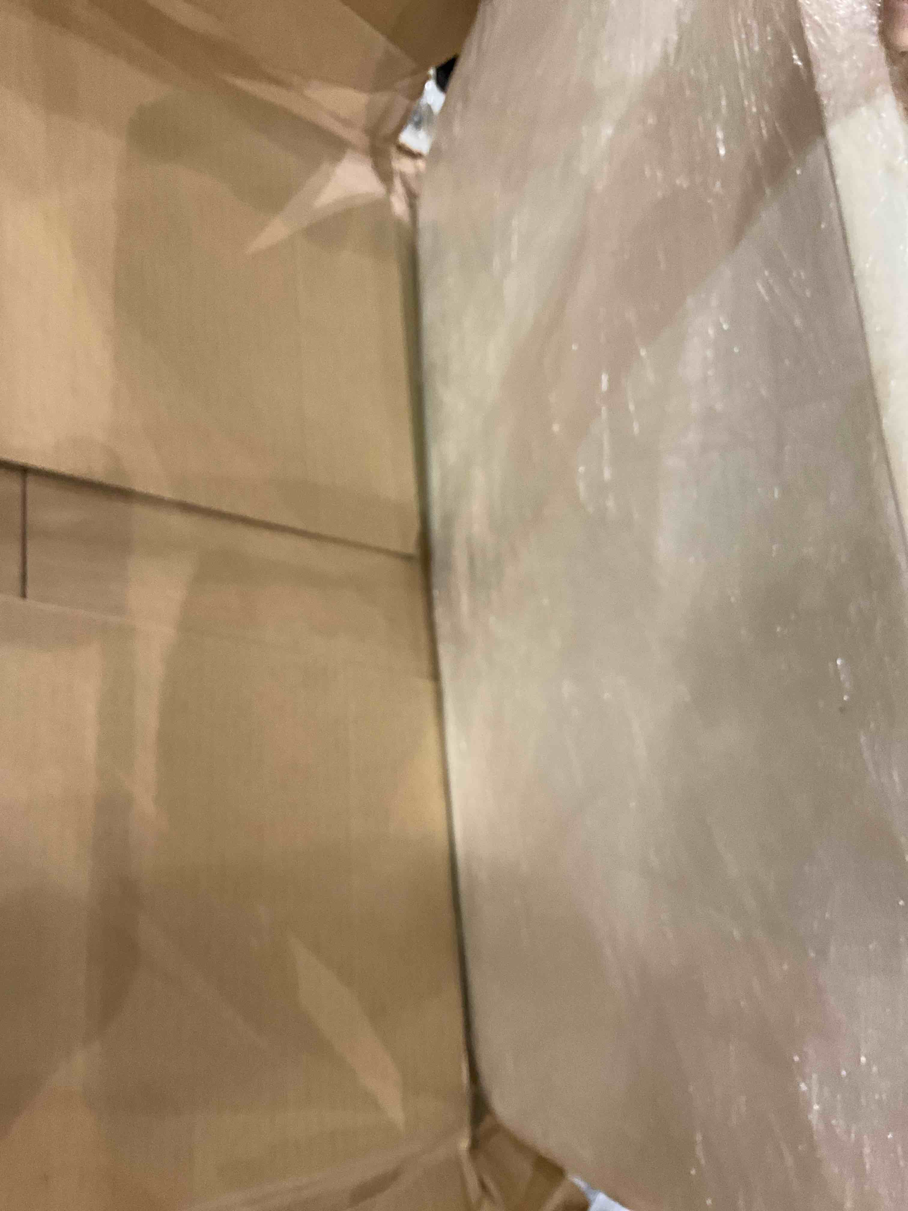 https://s3.amazonaws.com/lotting-images-prod/BargainHunt/EXS01049854_1707762195518.jpeg