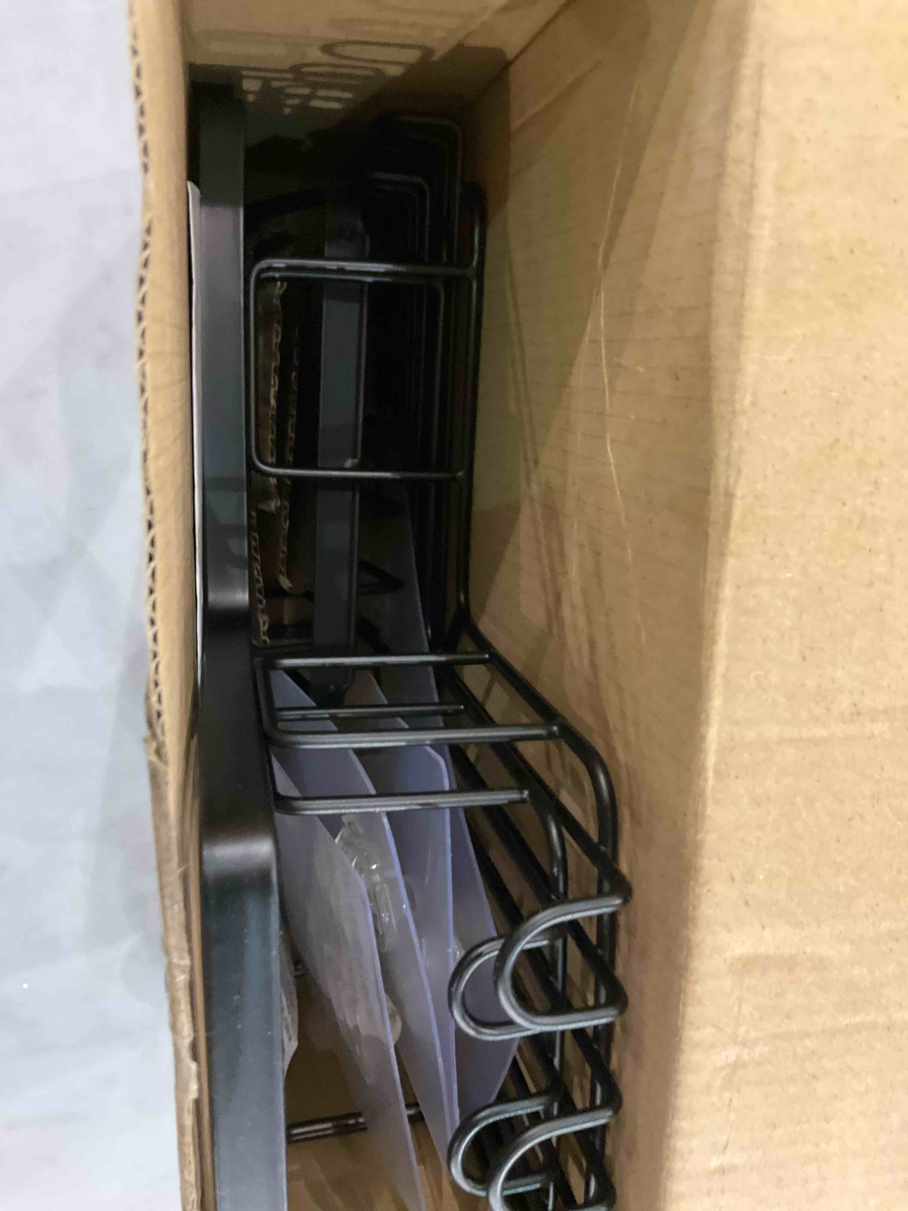 https://s3.amazonaws.com/lotting-images-prod/BargainHunt/EXS01049872_1707768551088.jpeg