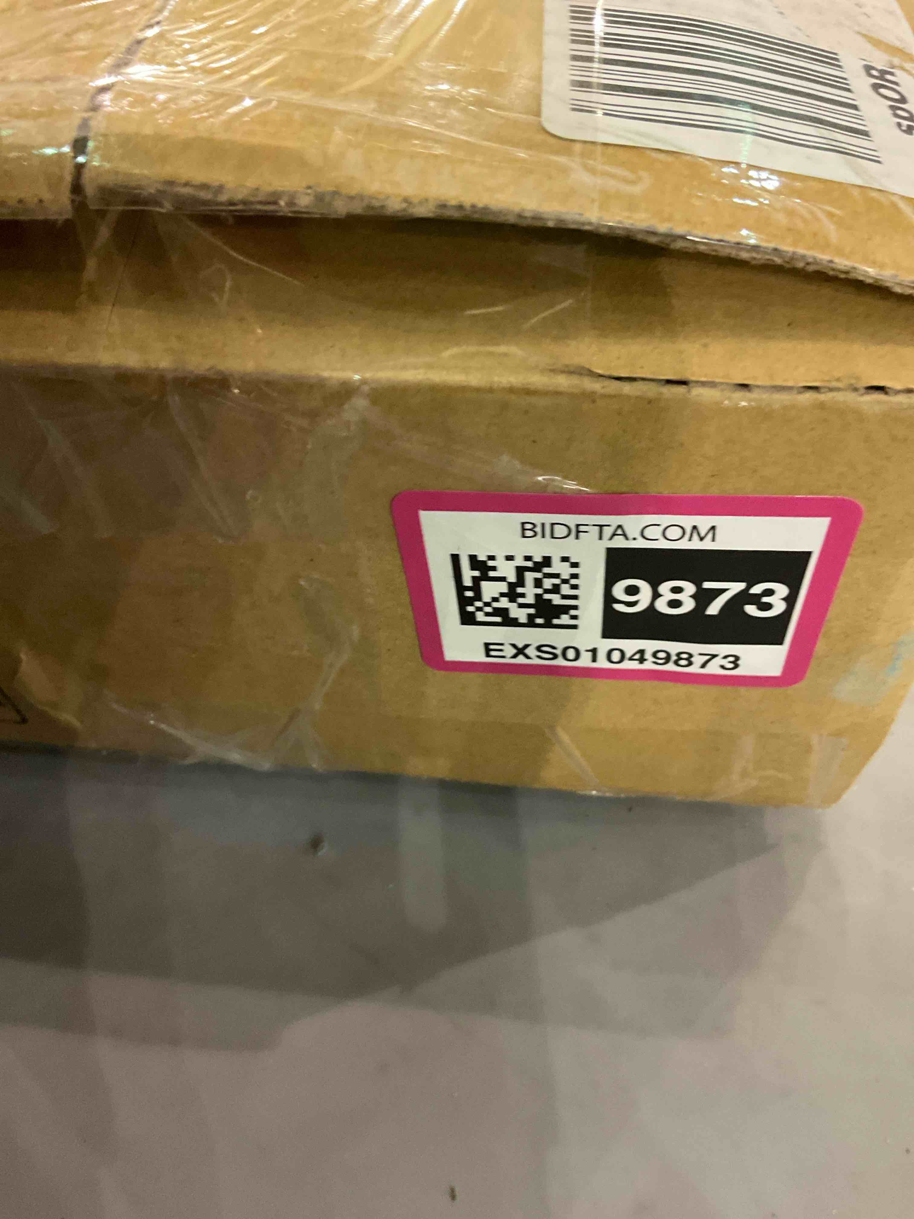 https://s3.amazonaws.com/lotting-images-prod/BargainHunt/EXS01049873_1707768703351.jpeg