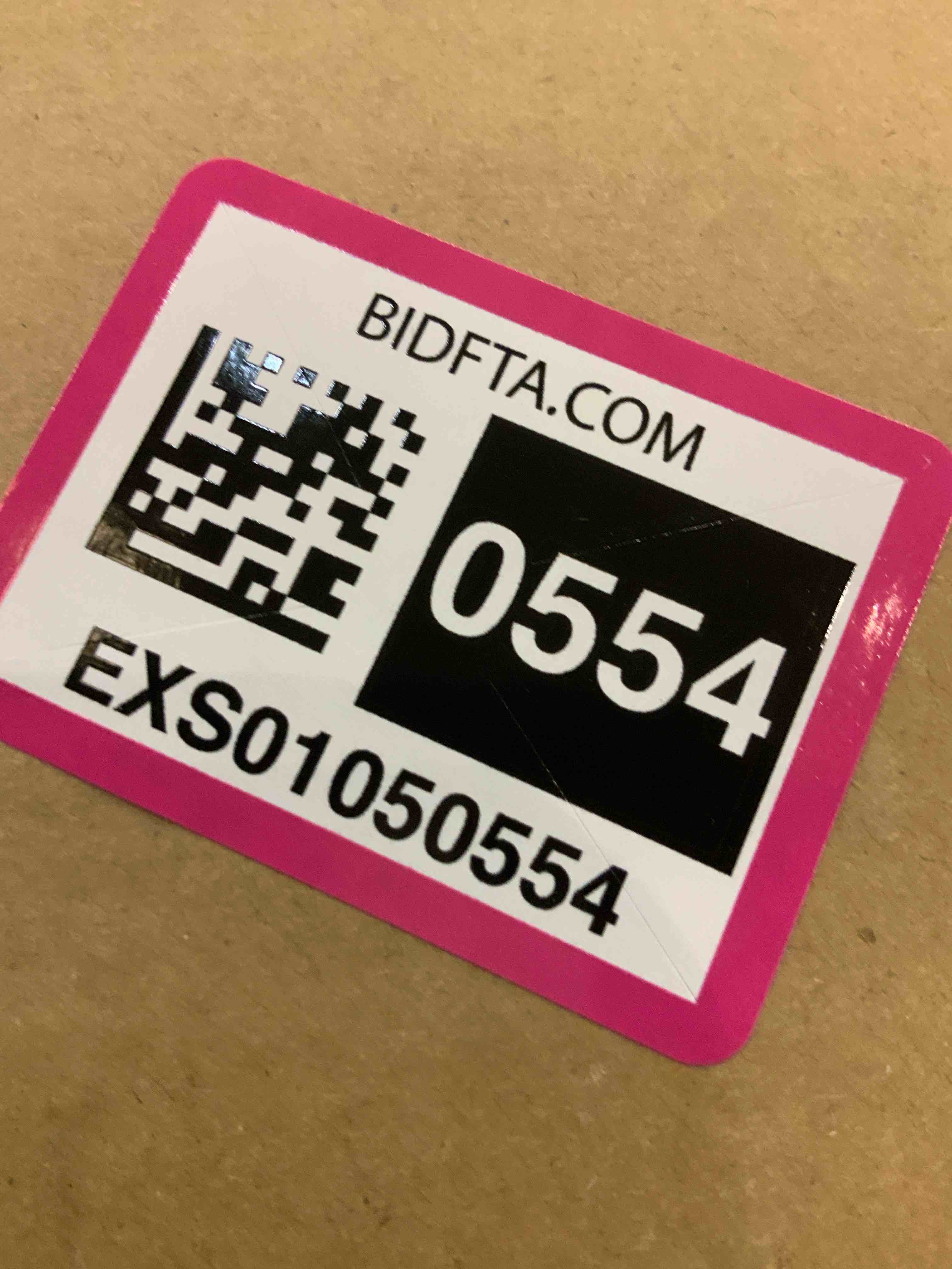 https://s3.amazonaws.com/lotting-images-prod/BargainHunt/EXS01050554_1706550315999.jpeg