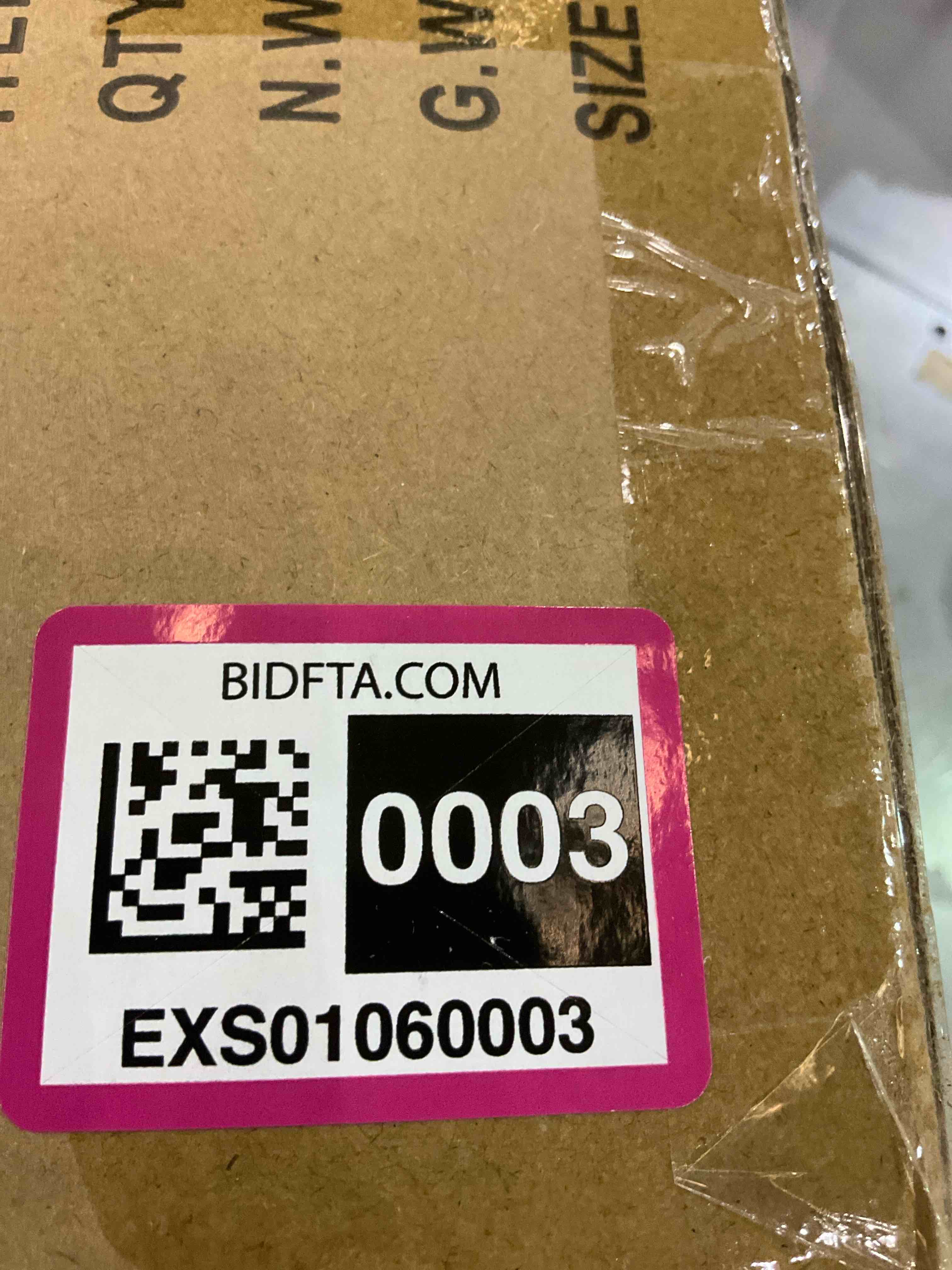 https://s3.amazonaws.com/lotting-images-prod/BargainHunt/EXS01060003_1707229638710.jpeg
