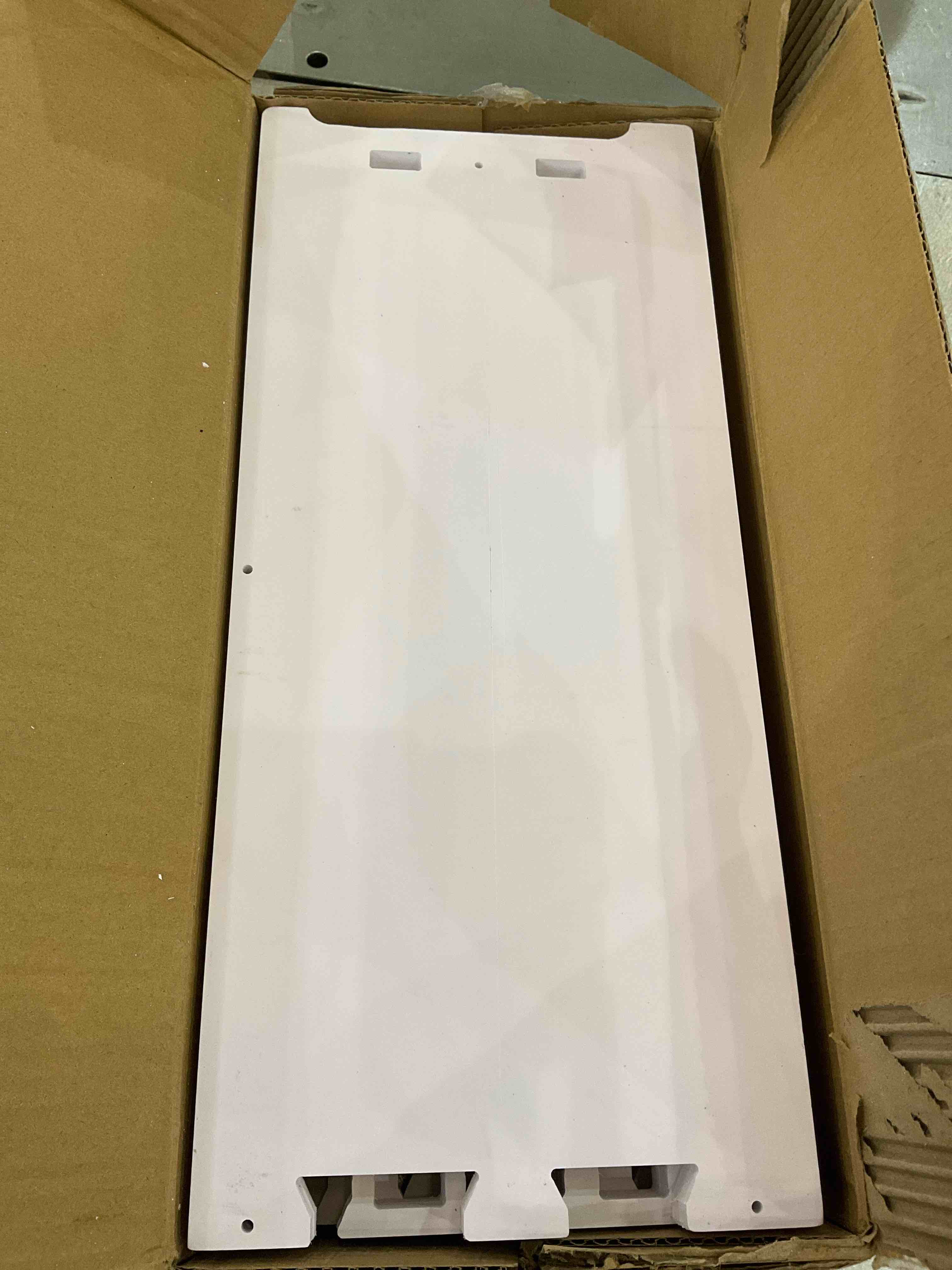 https://s3.amazonaws.com/lotting-images-prod/BargainHunt/EXS01060092_1707244310642.jpeg