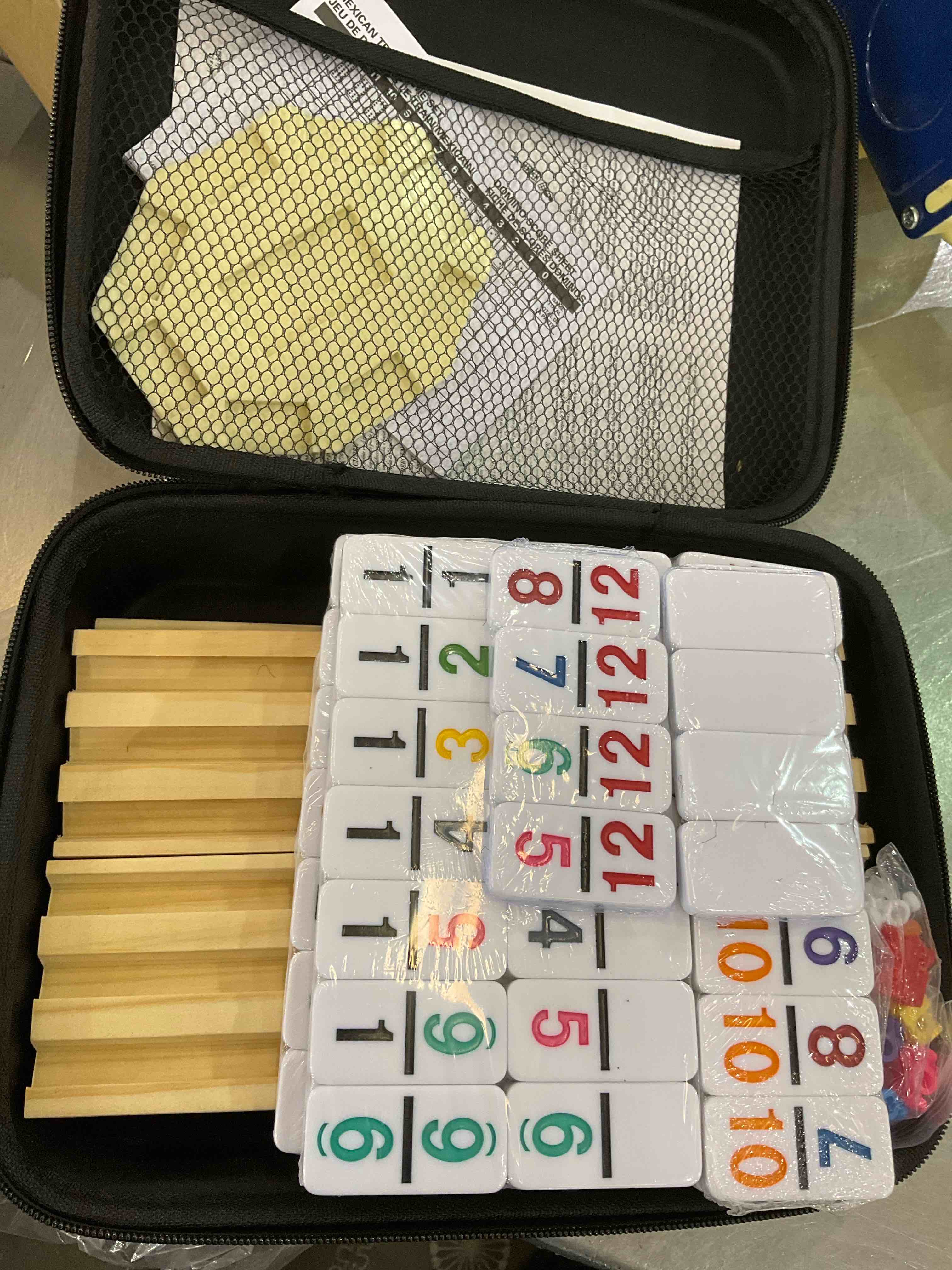 https://s3.amazonaws.com/lotting-images-prod/BargainHunt/EXS01060115_1707248991314.jpeg