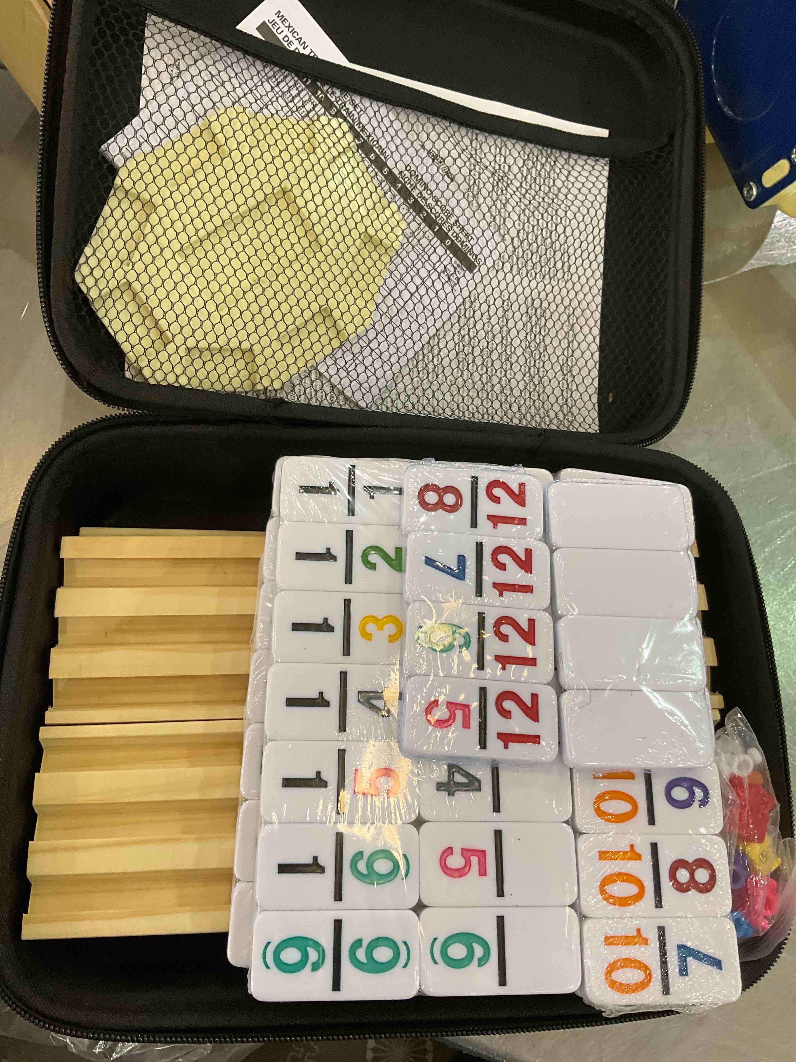 https://s3.amazonaws.com/lotting-images-prod/BargainHunt/EXS01060115_1707248993282.jpeg