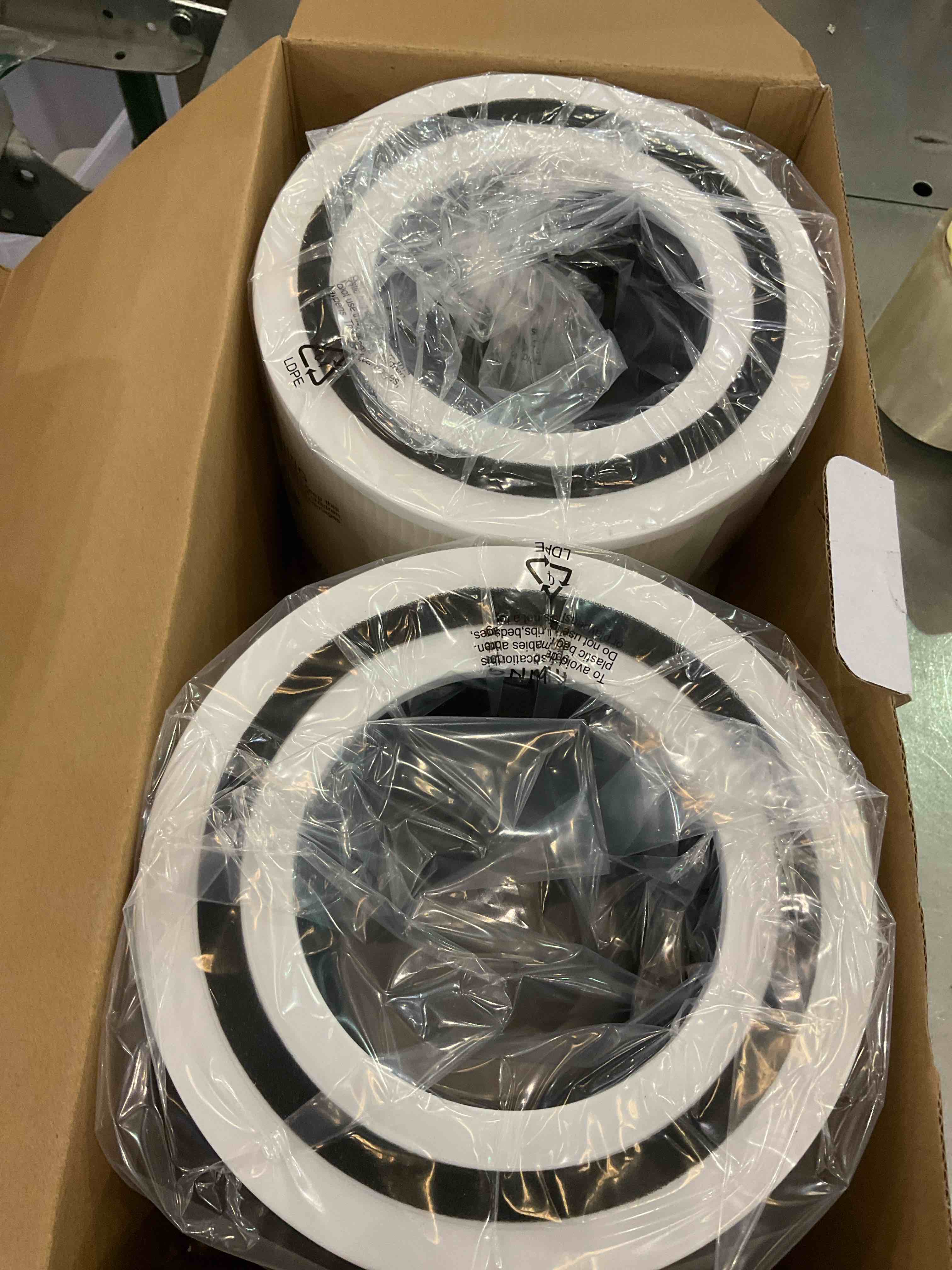 https://s3.amazonaws.com/lotting-images-prod/BargainHunt/EXS01060250_1707330465593.jpeg