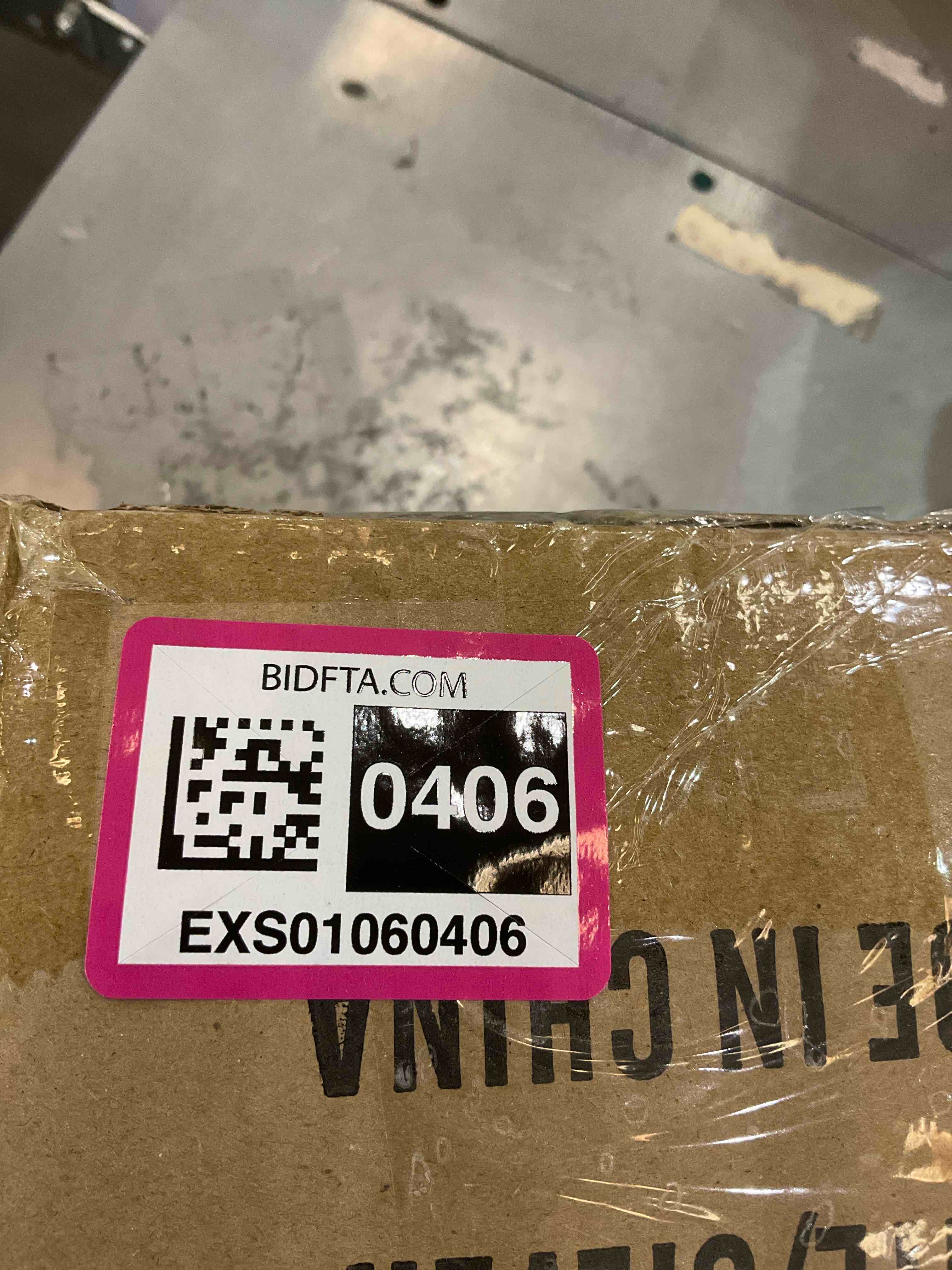 https://s3.amazonaws.com/lotting-images-prod/BargainHunt/EXS01060406_1707415677247.jpeg