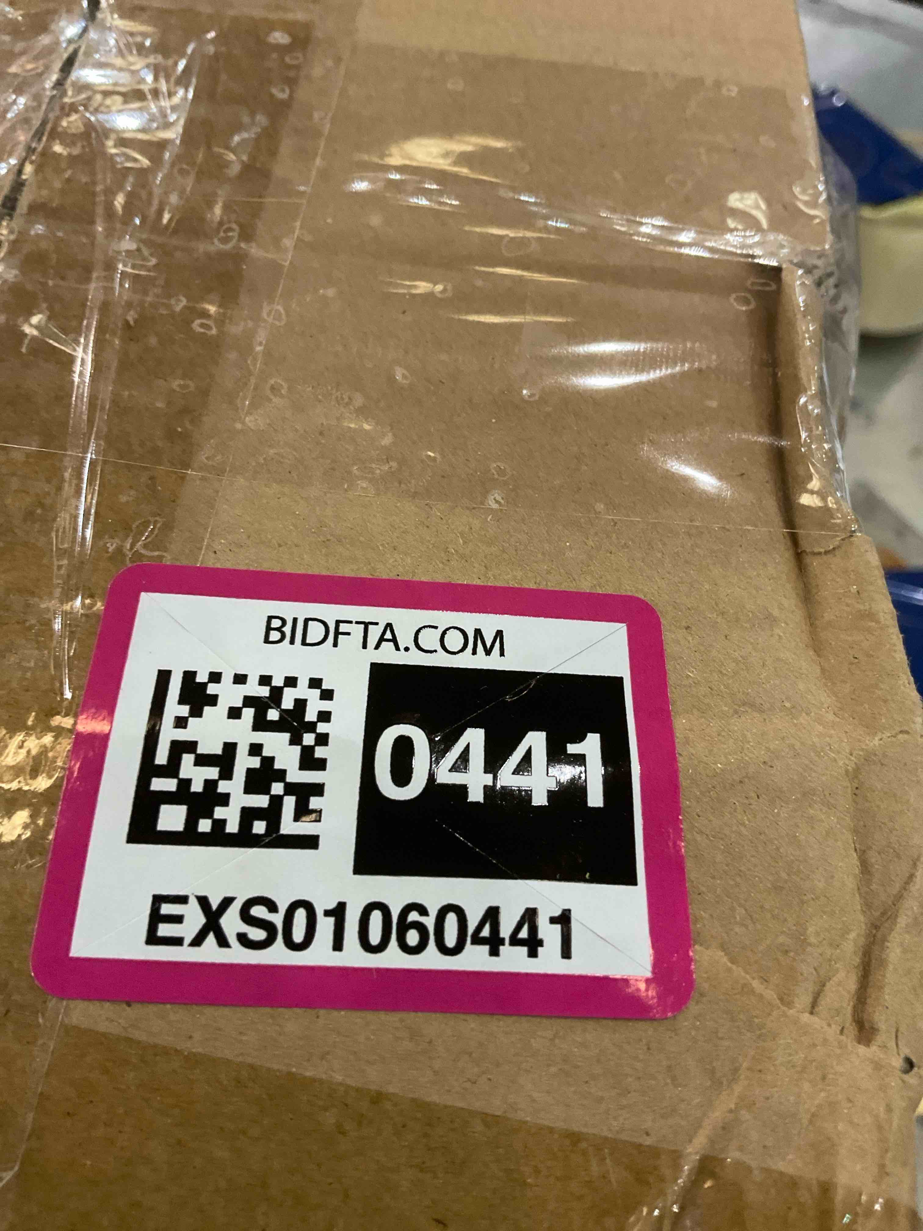 https://s3.amazonaws.com/lotting-images-prod/BargainHunt/EXS01060441_1707421902617.jpeg