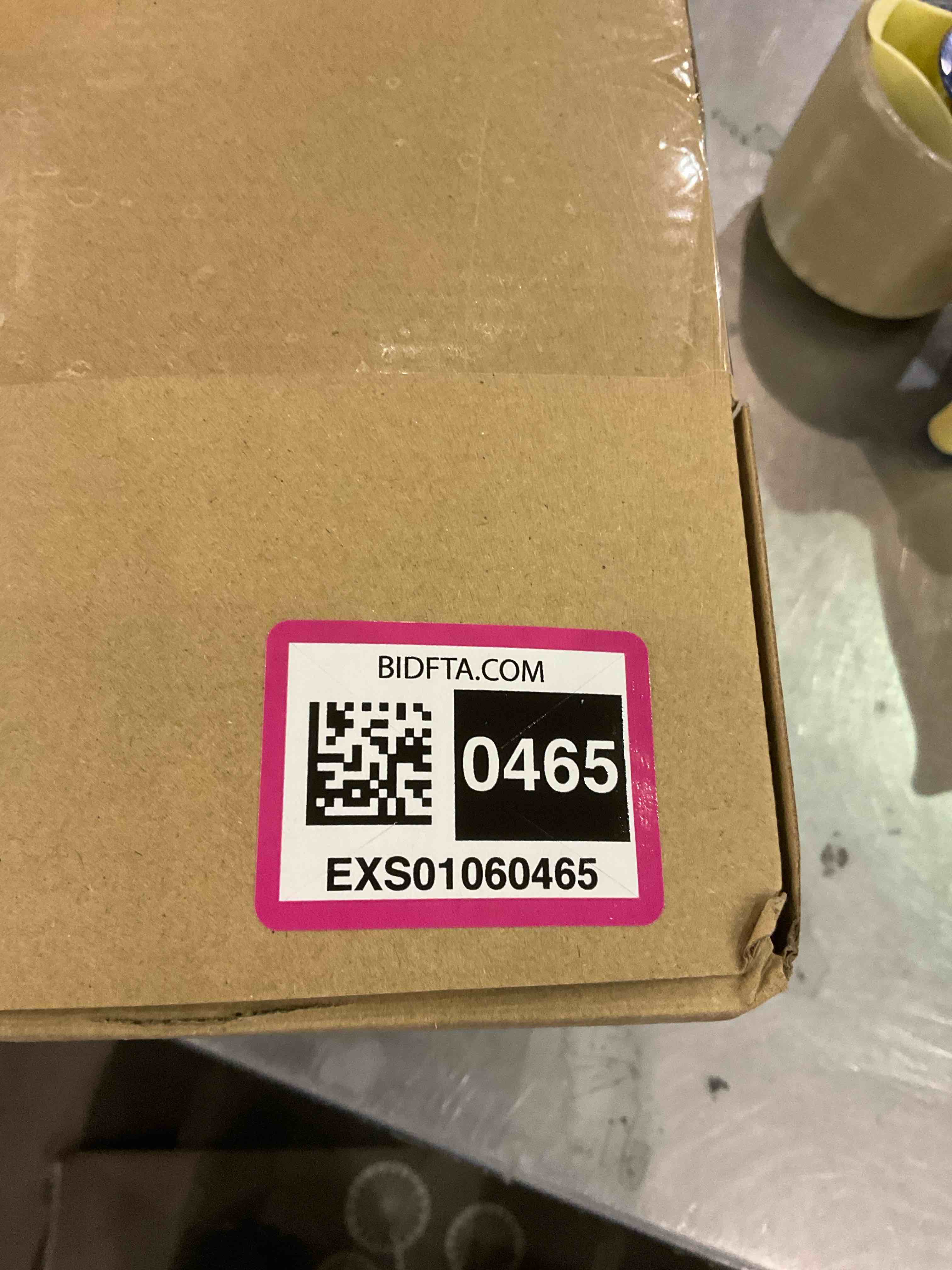https://s3.amazonaws.com/lotting-images-prod/BargainHunt/EXS01060465_1707482488662.jpeg