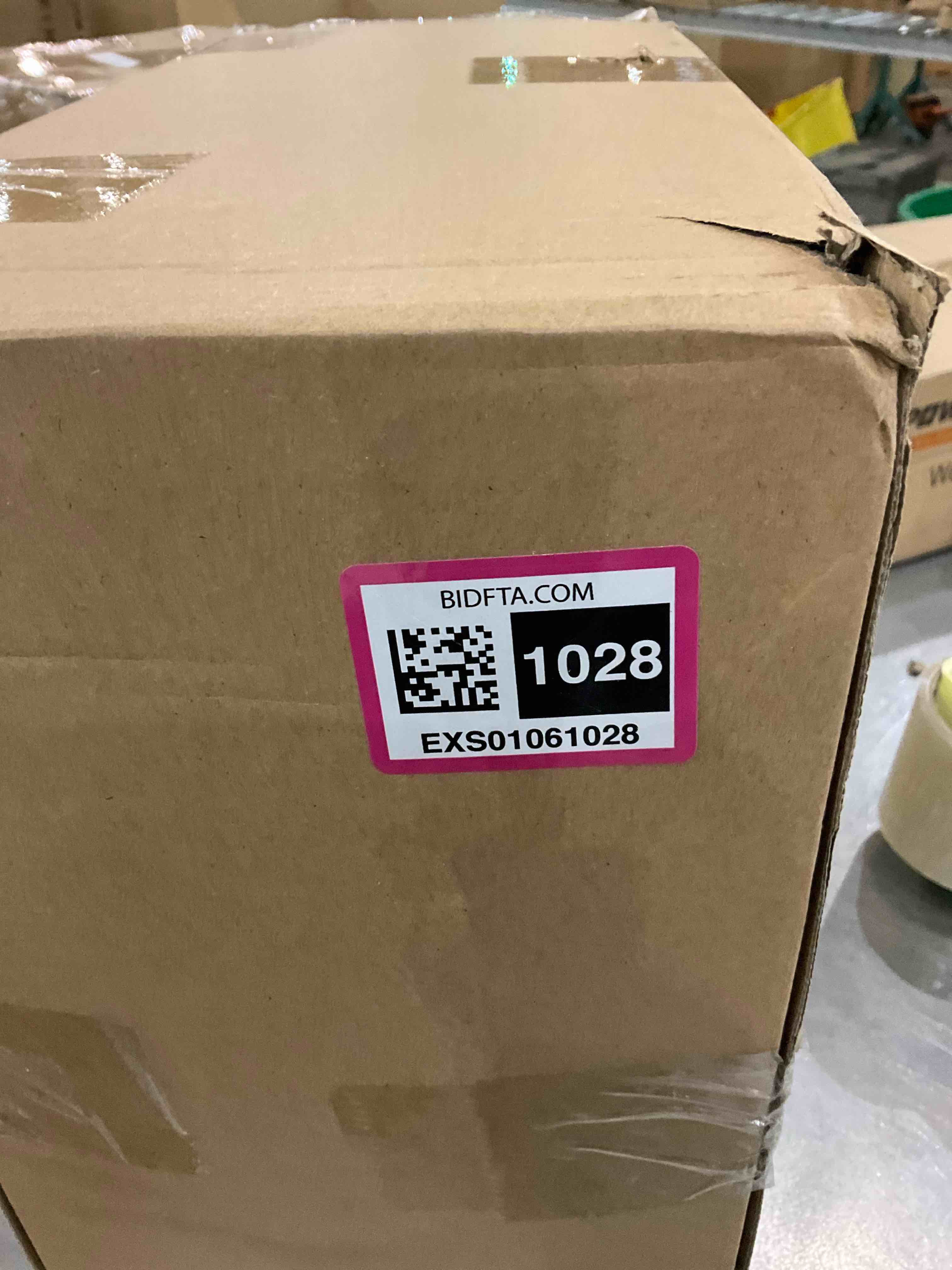 https://s3.amazonaws.com/lotting-images-prod/BargainHunt/EXS01061028_1707229207698.jpeg