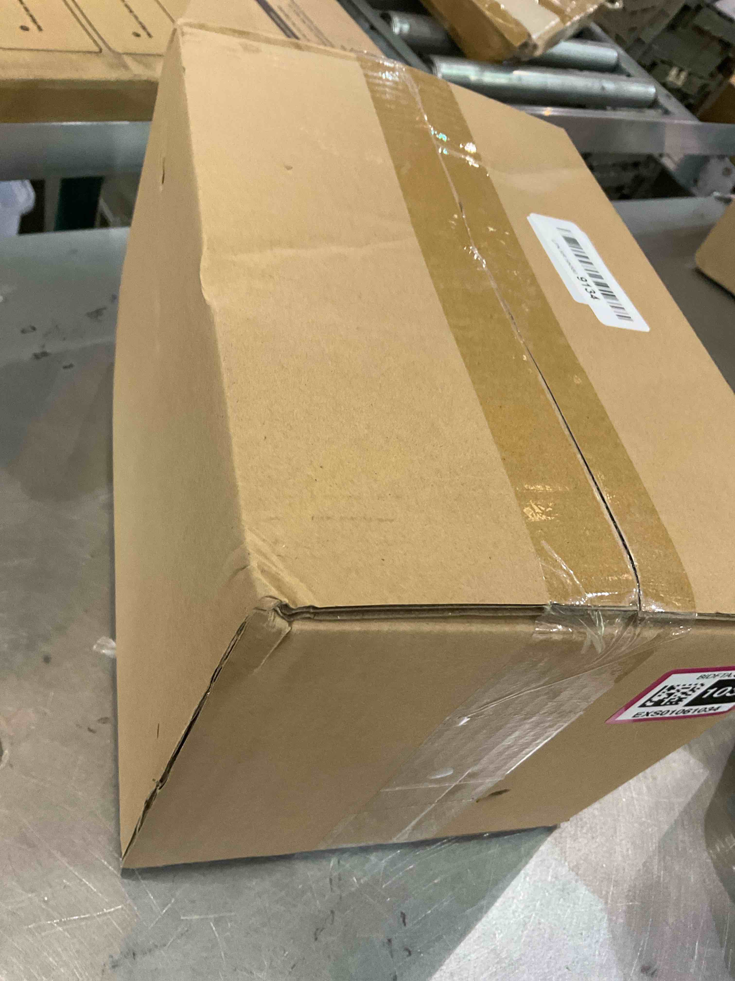 https://s3.amazonaws.com/lotting-images-prod/BargainHunt/EXS01061034_1707229795382.jpeg