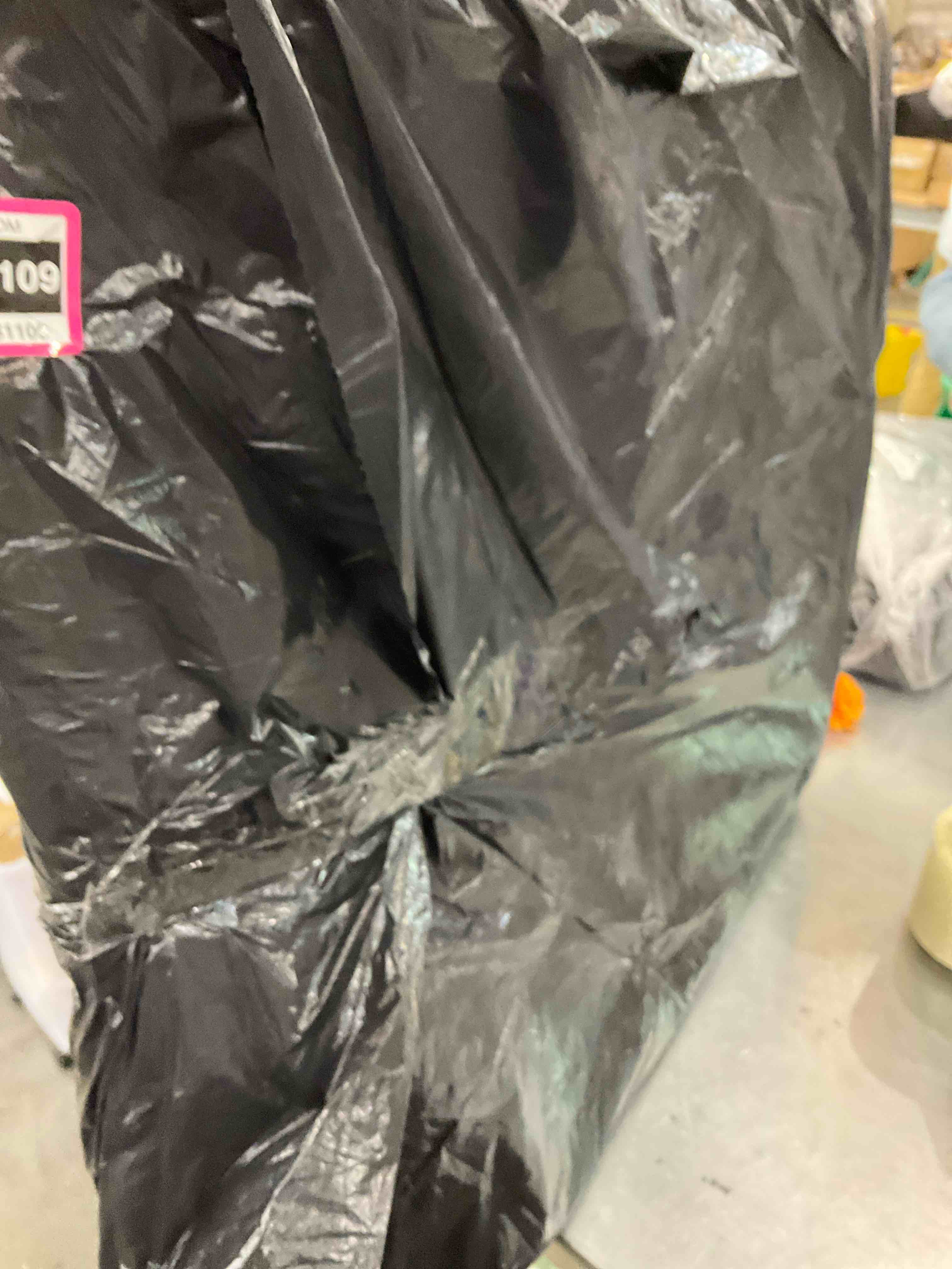 https://s3.amazonaws.com/lotting-images-prod/BargainHunt/EXS01061109_1707242741411.jpeg