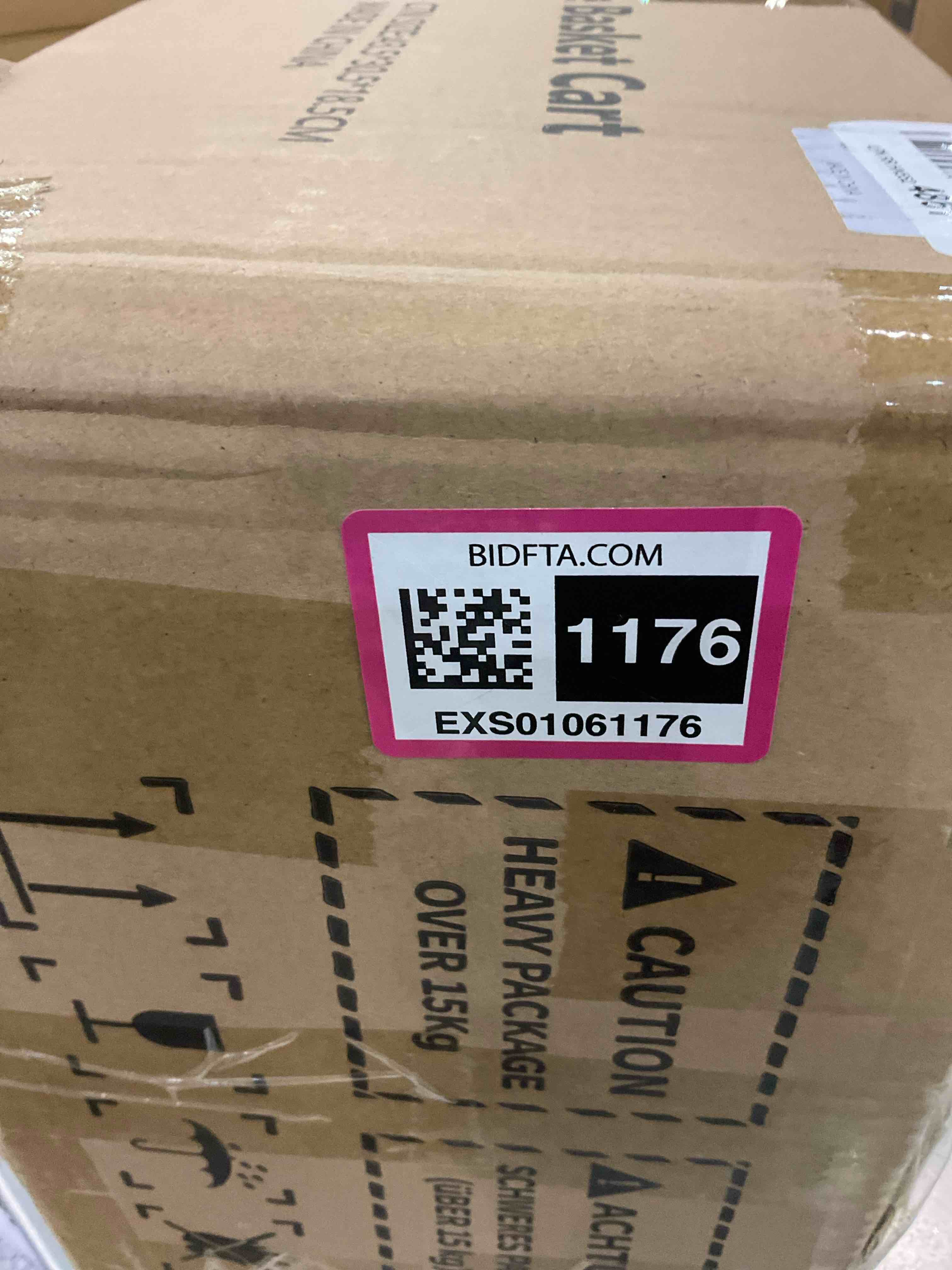 https://s3.amazonaws.com/lotting-images-prod/BargainHunt/EXS01061176_1707308684434.jpeg