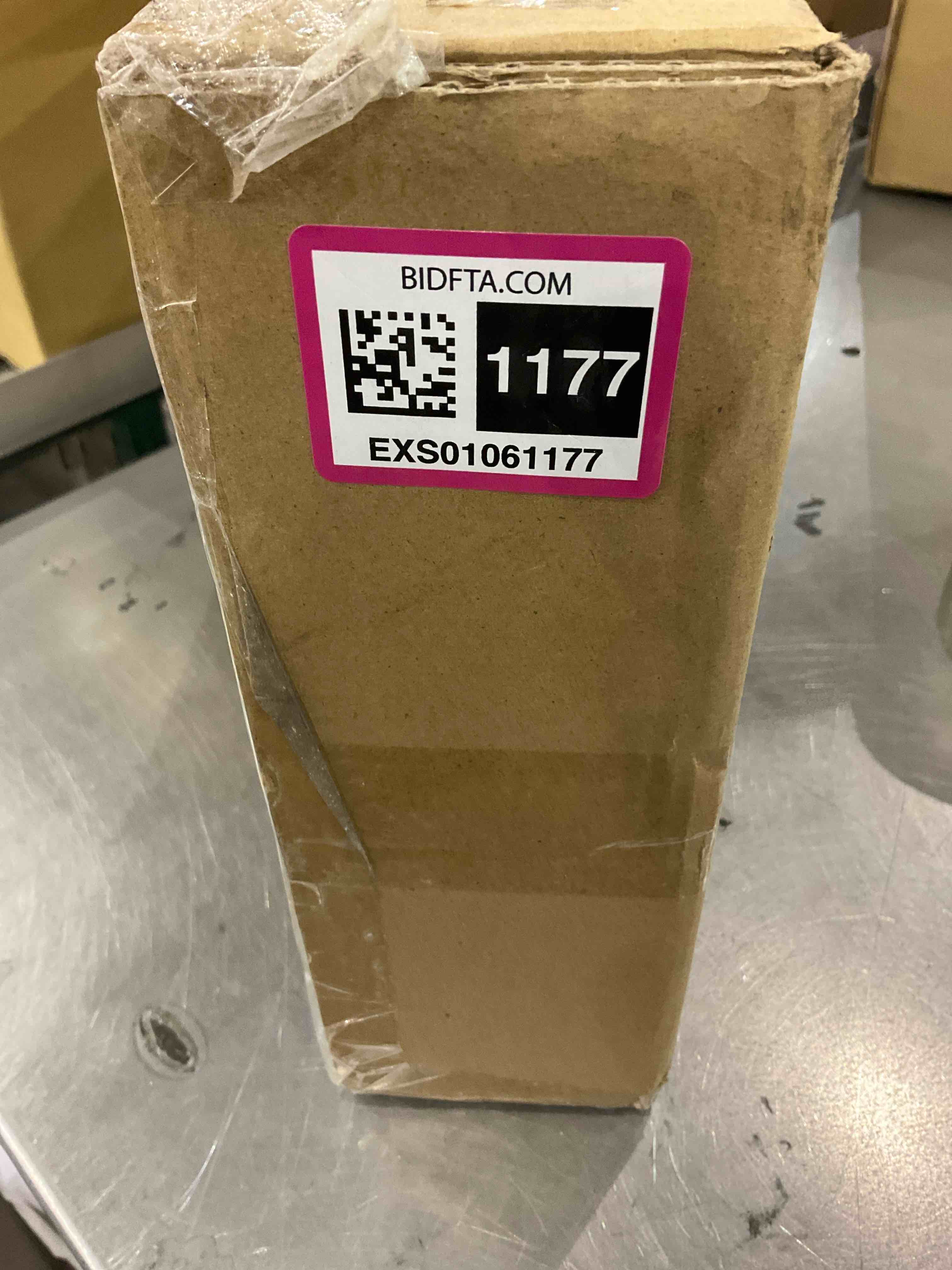 https://s3.amazonaws.com/lotting-images-prod/BargainHunt/EXS01061177_1707308786494.jpeg