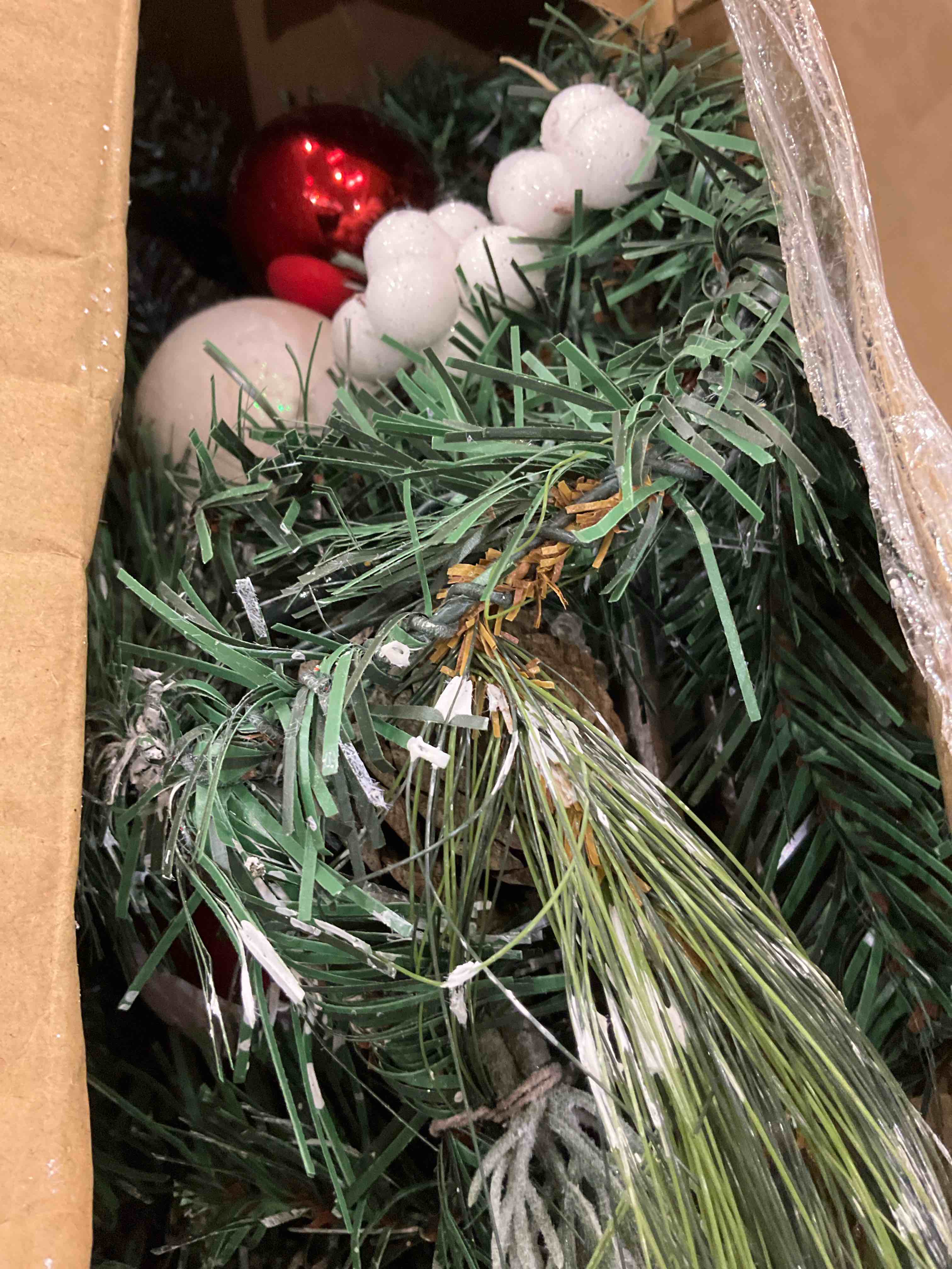 https://s3.amazonaws.com/lotting-images-prod/BargainHunt/EXS01061359_1707420943456.jpeg