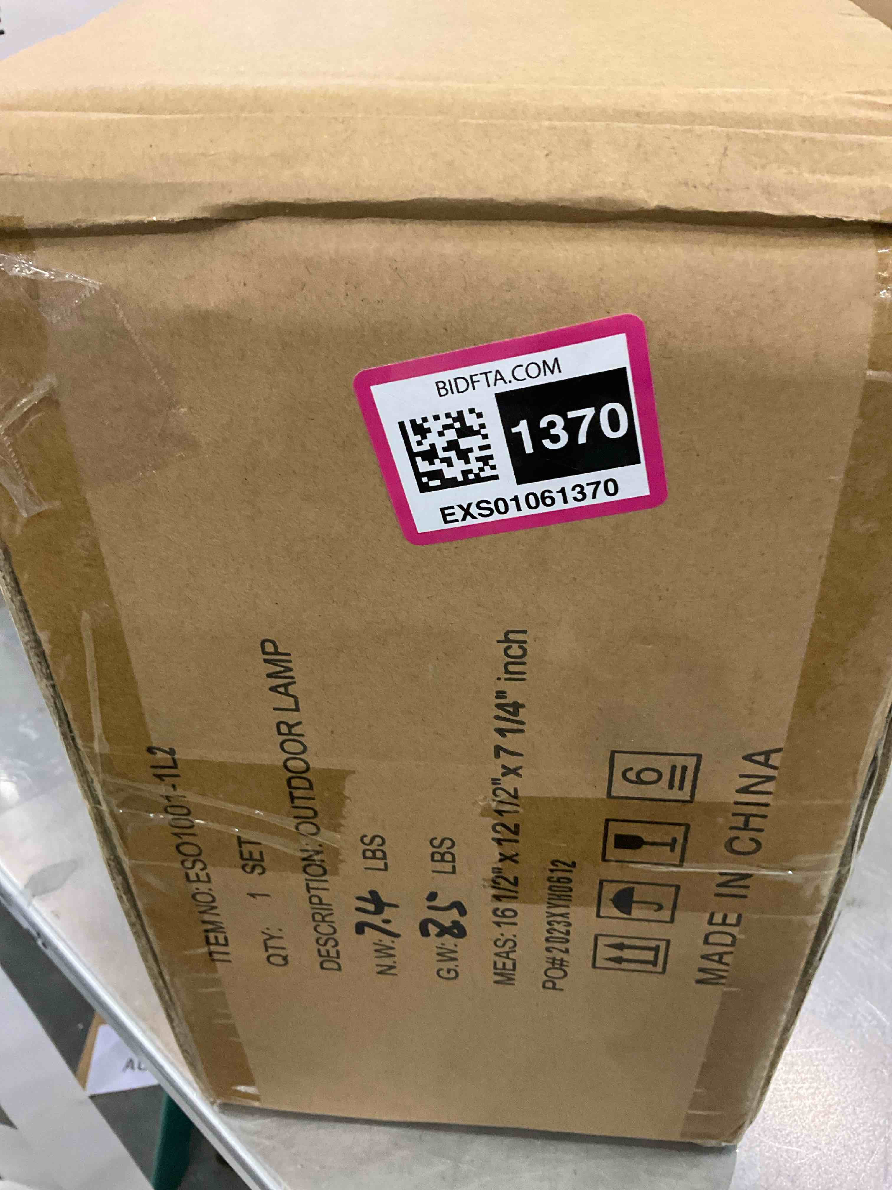 https://s3.amazonaws.com/lotting-images-prod/BargainHunt/EXS01061370_1707422007343.jpeg