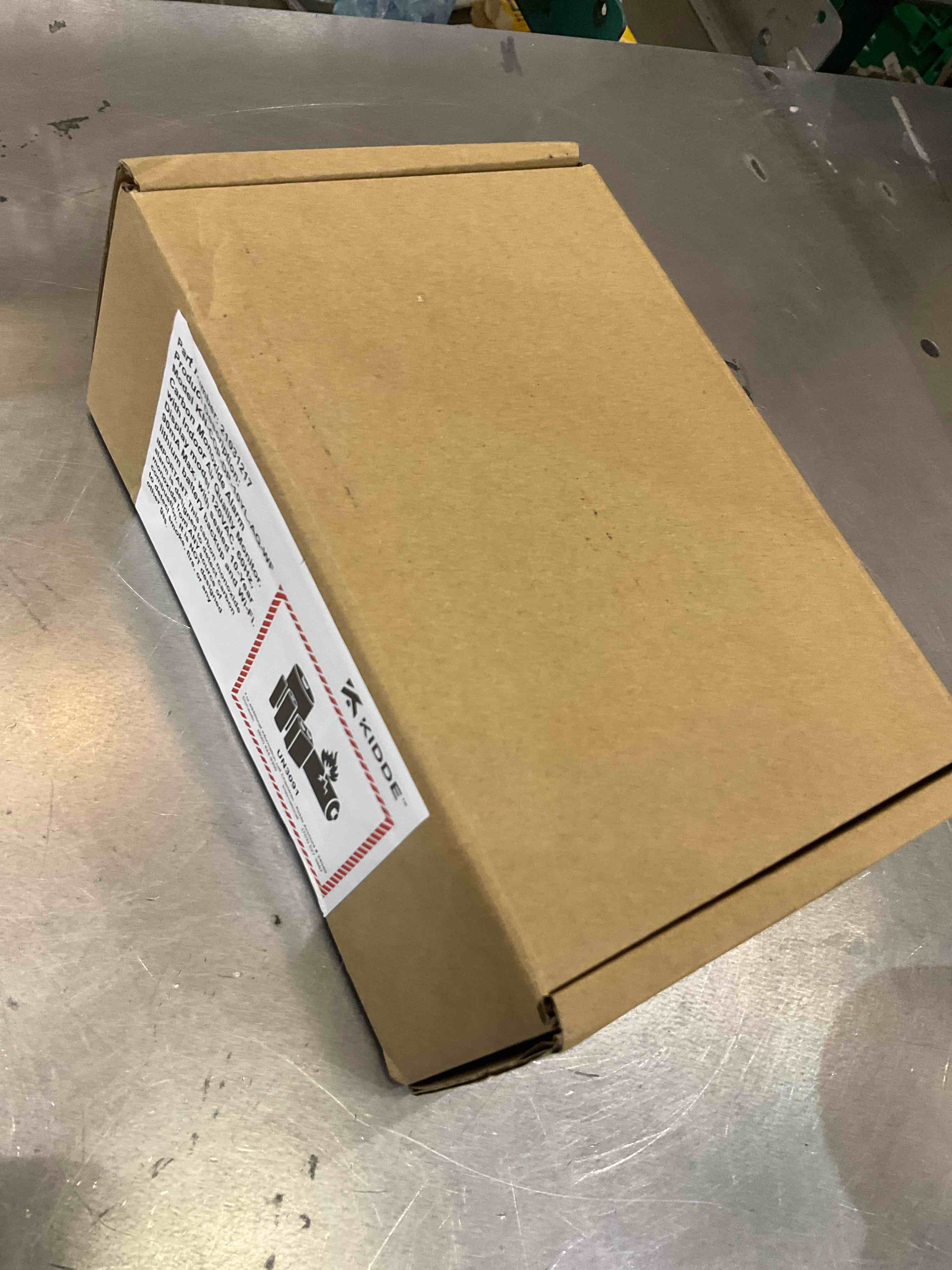https://s3.amazonaws.com/lotting-images-prod/BargainHunt/EXS01061371_1707422135197.jpeg