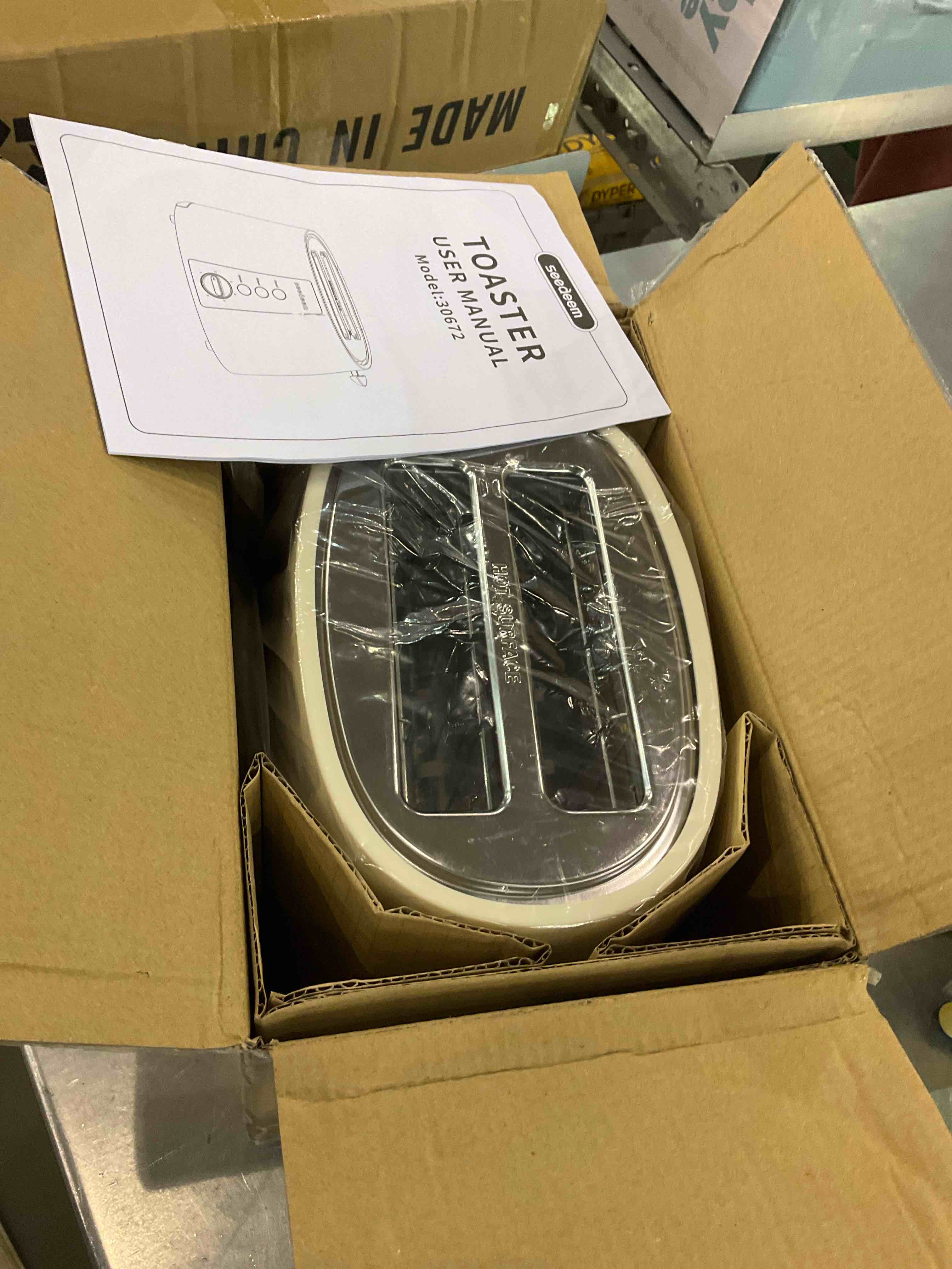 https://s3.amazonaws.com/lotting-images-prod/BargainHunt/EXS01061391_1707482136317.jpeg