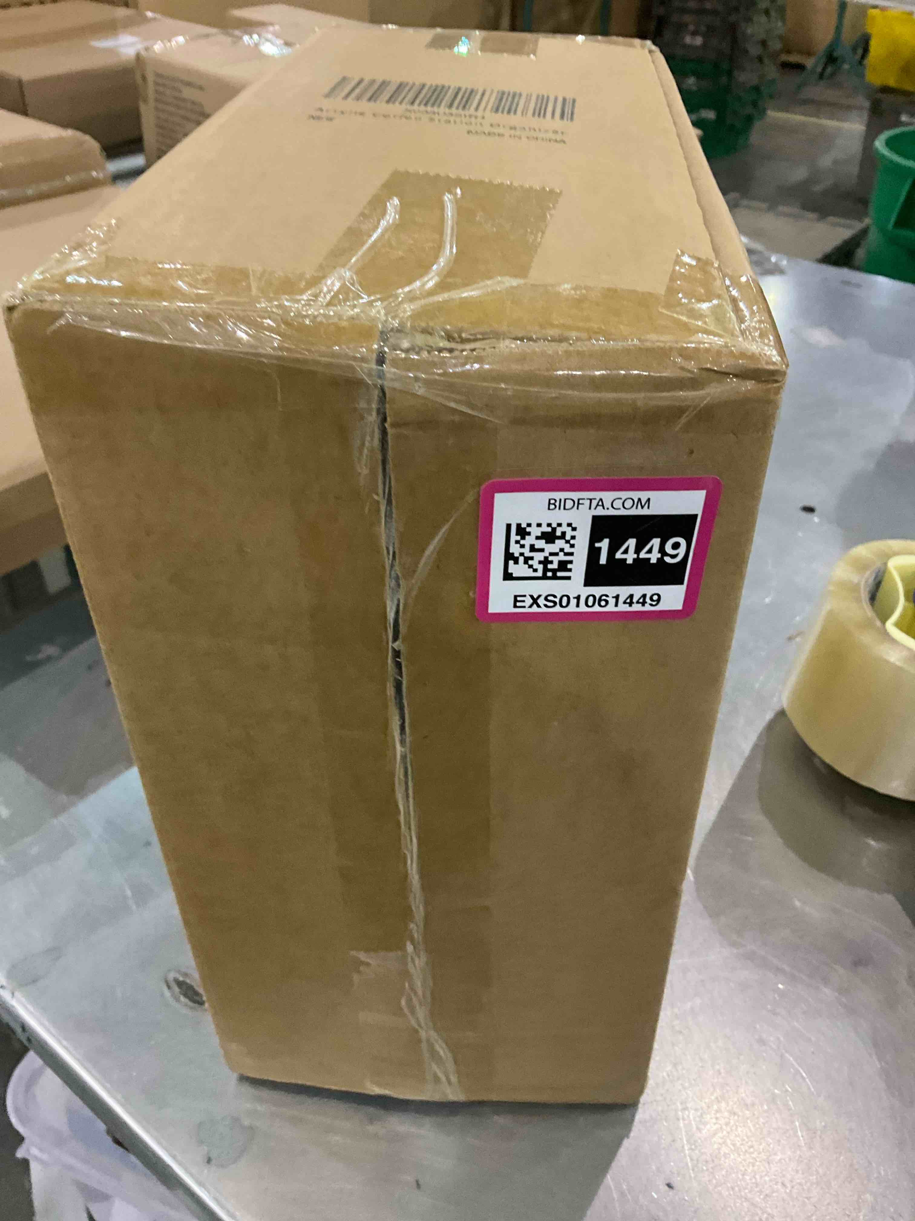 https://s3.amazonaws.com/lotting-images-prod/BargainHunt/EXS01061449_1707504601419.jpeg