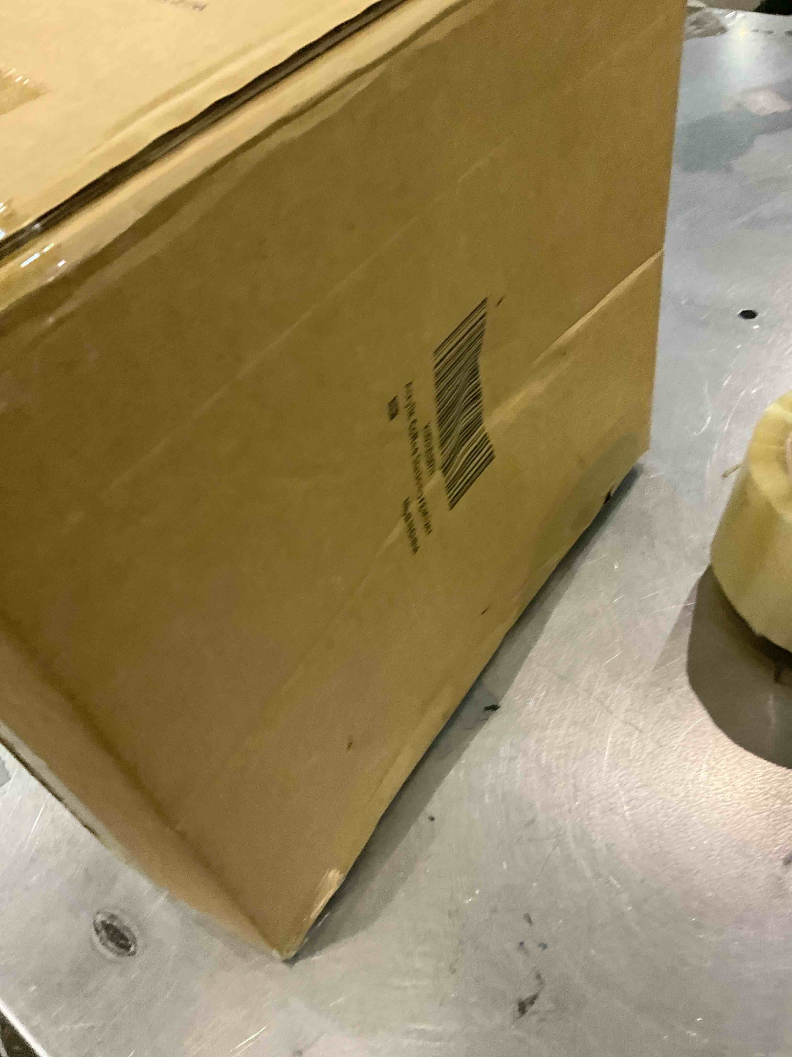 https://s3.amazonaws.com/lotting-images-prod/BargainHunt/EXS01061449_1707504605125.jpeg