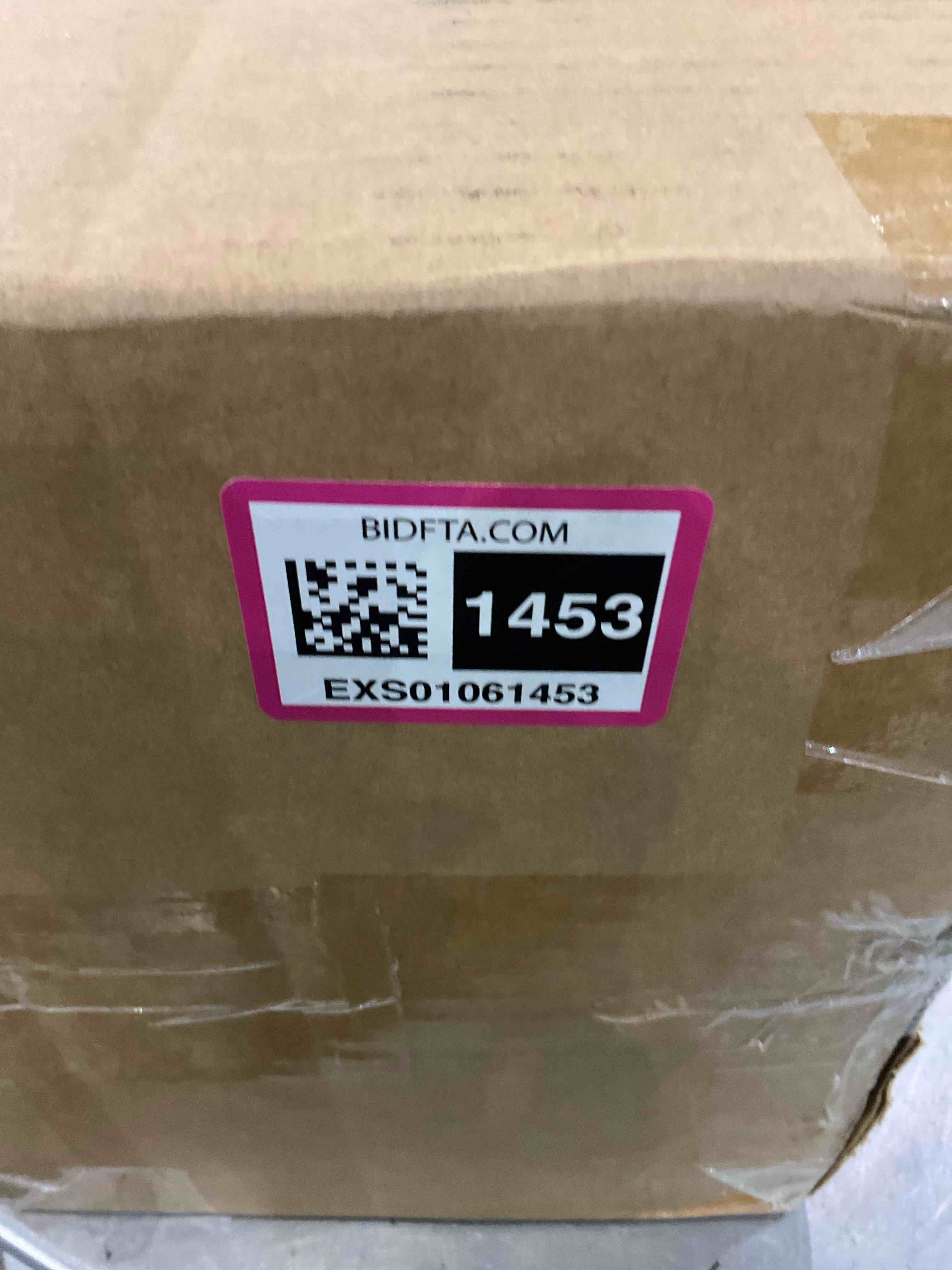 https://s3.amazonaws.com/lotting-images-prod/BargainHunt/EXS01061453_1707506580670.jpeg